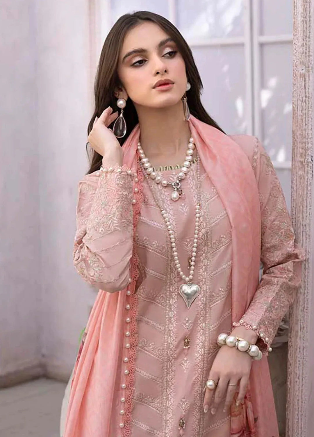 Maham Sultan Pret Embroidered Lawn 3 Piece Suit Janan