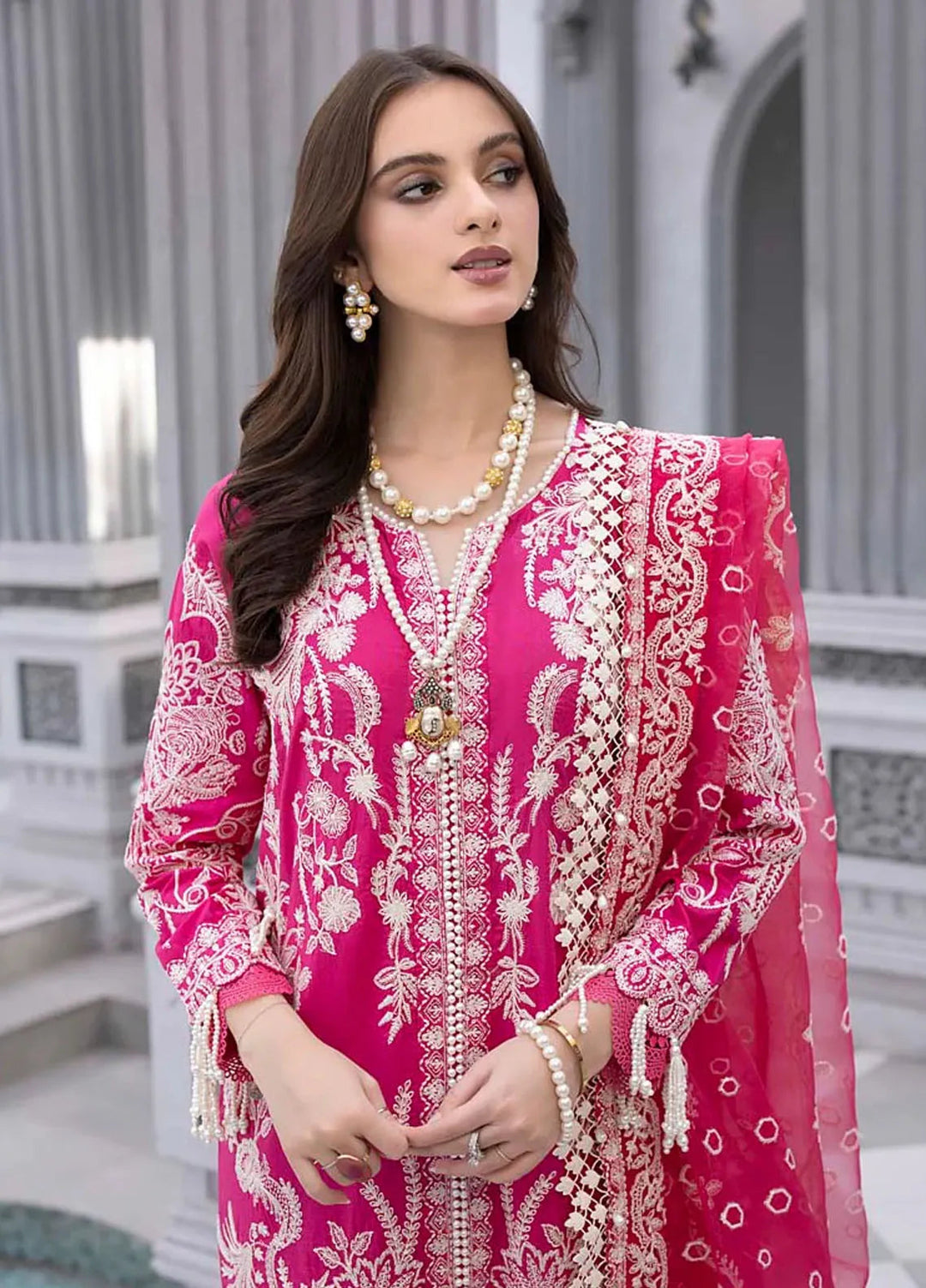 Maham Sultan Pret Embroidered Lawn 3 Piece Suit Mahpari