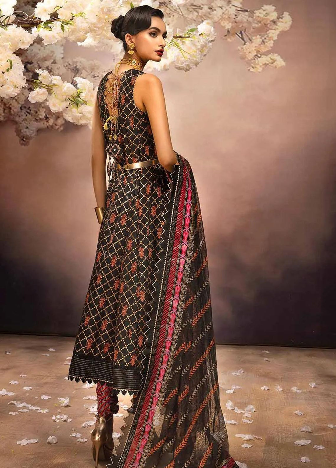 Maharani Muse By Gul Ahmed Embroidered Lawn Suits Unstitched 3 Piece GA23MM CN-32027 - Festive Collection