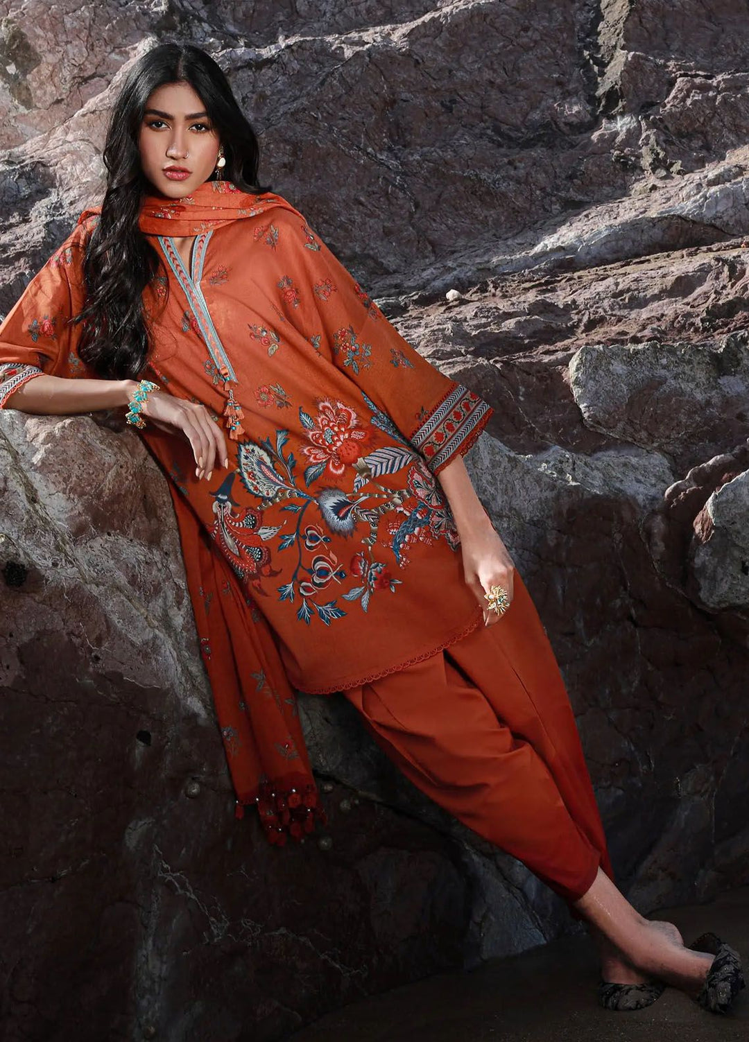 Mahay by Sana Safinaz Embroidered Lawn Suits Unstitched 3 Piece SS24MH 20A - Spring Summer Collection