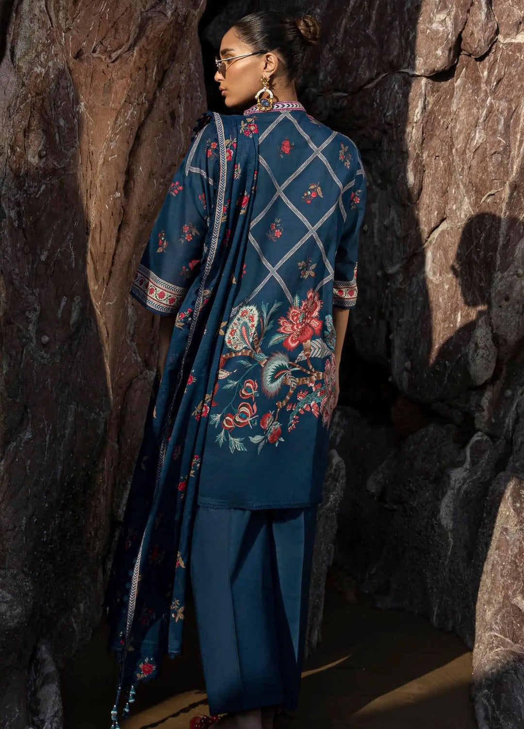 Mahay by Sana Safinaz Embroidered Lawn Suits Unstitched 3 Piece SS24MH 20B - Spring Summer Collection