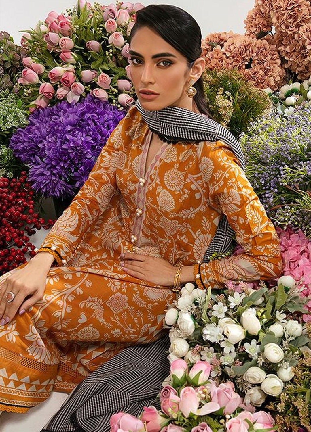 MAHAY by Sana Safinaz Embroidered Lawn Suits Unstitched 2 Piece SS23MH D-16B - Summer Collection