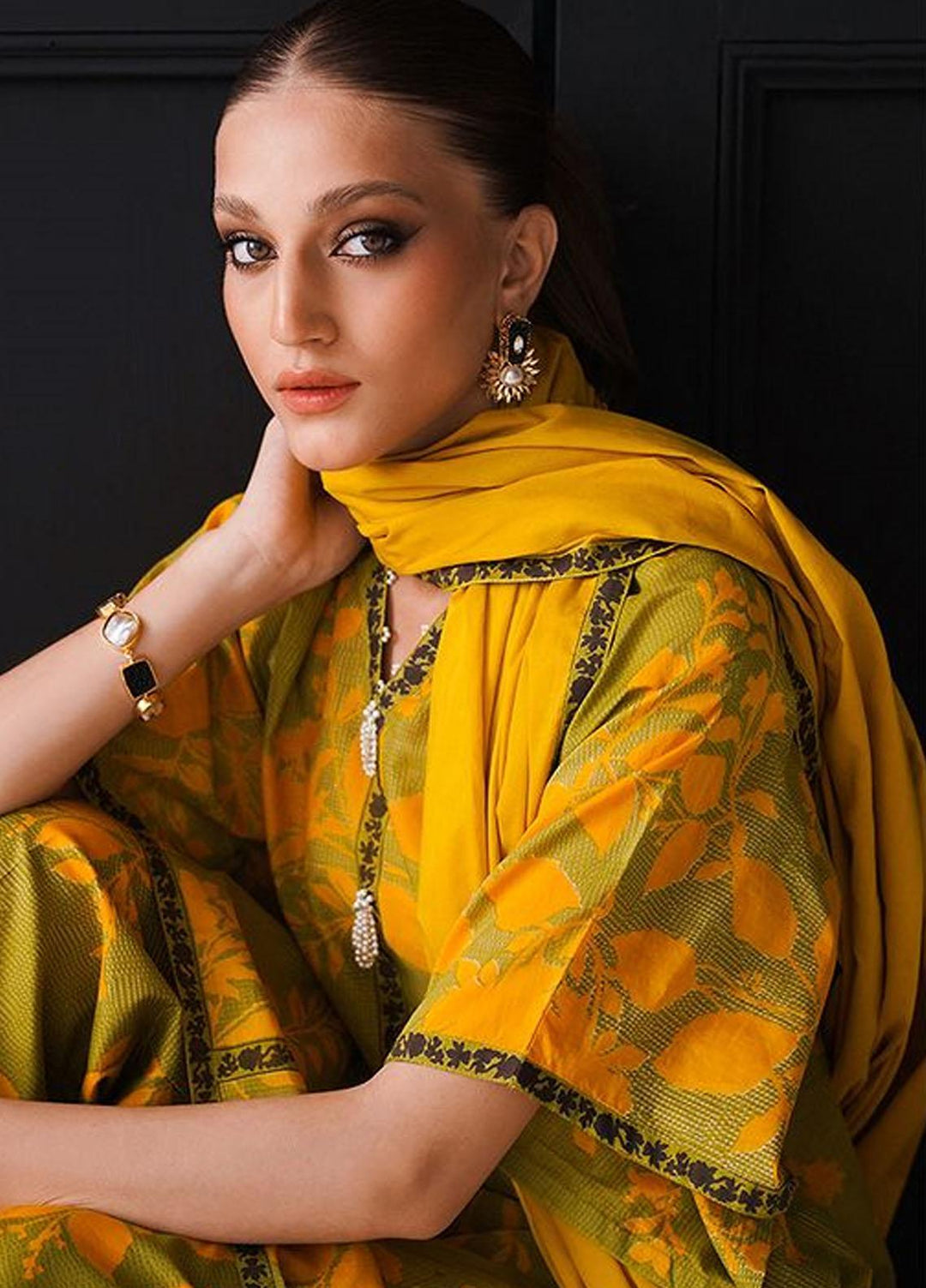 MAHAY by Sana Safinaz Printed Lawn Suits Unstitched 3 Piece SS23MH D-26B - Summer Collection