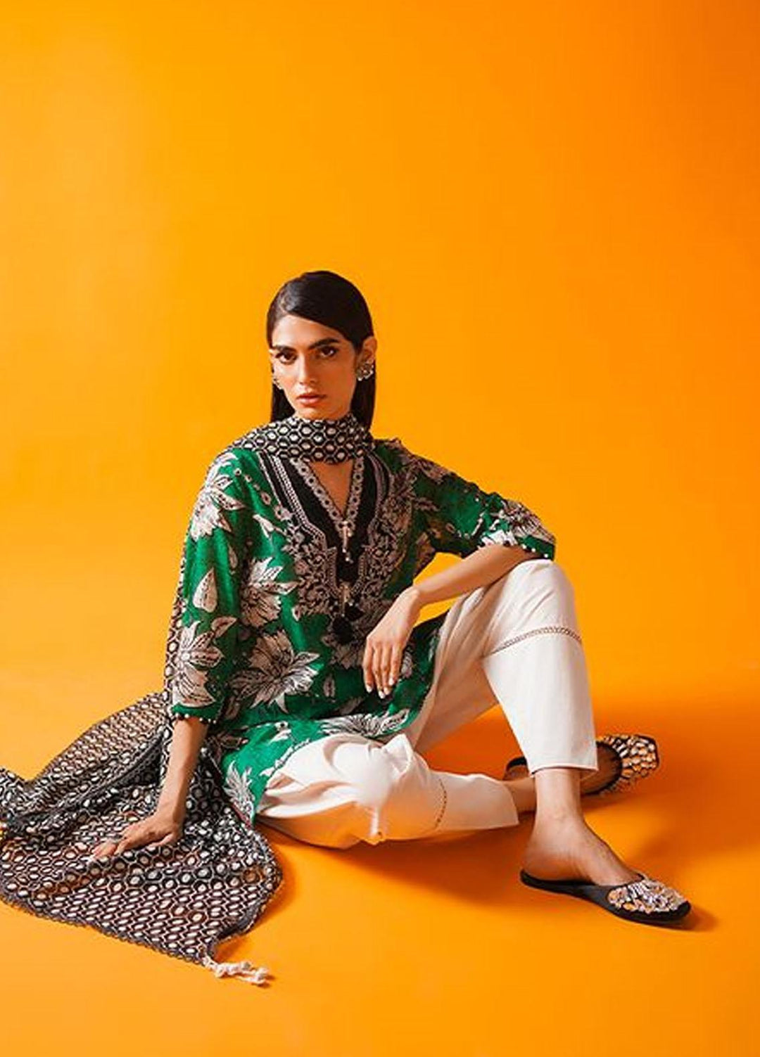 MAHAY by Sana Safinaz Embroidered Lawn Suits Unstitched 2 Piece SS23MH D-27A - Summer Collection