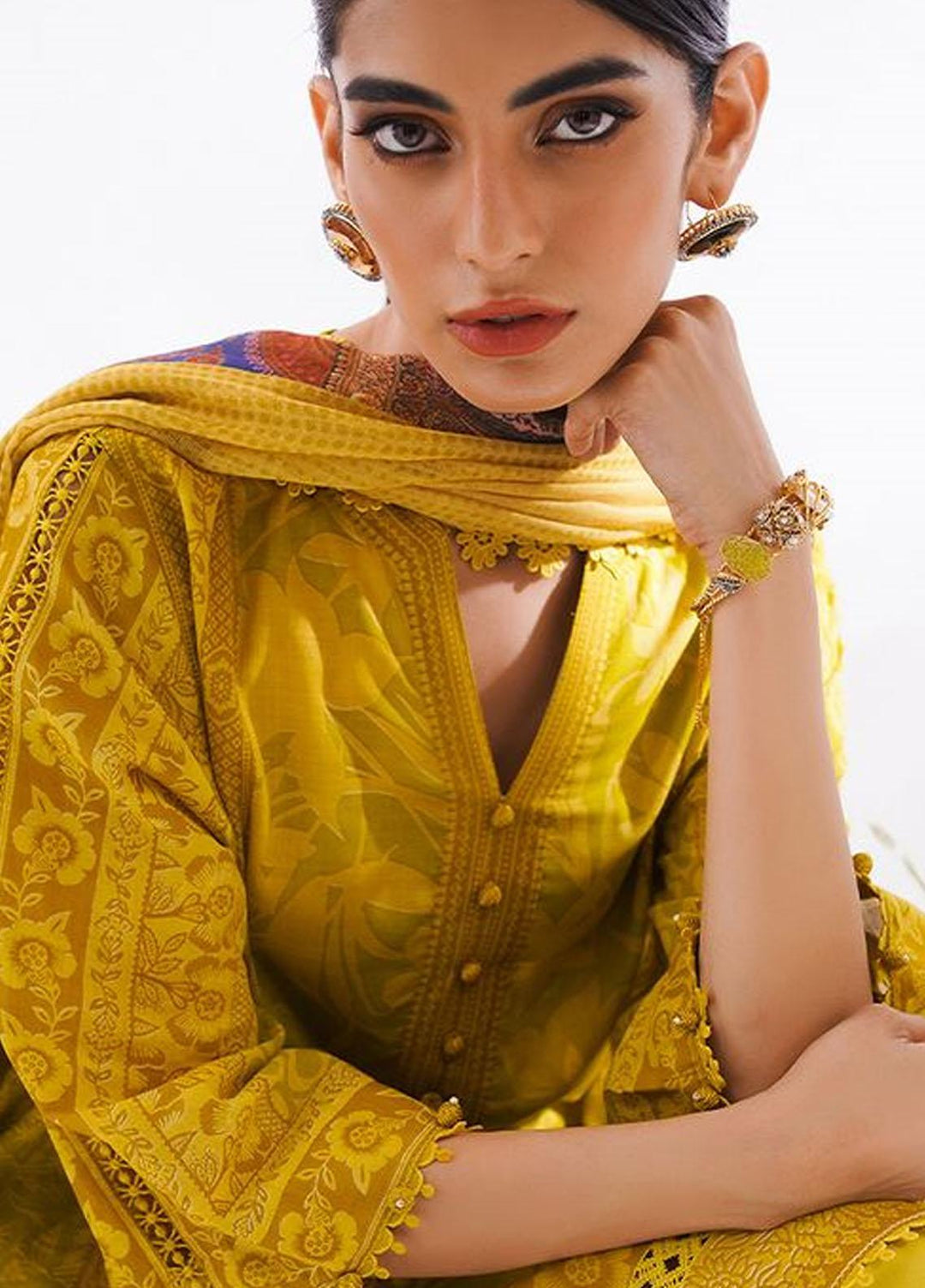 MAHAY by Sana Safinaz Printed Lawn Suits Unstitched 3 Piece SS23MH D-5B - Summer Collection