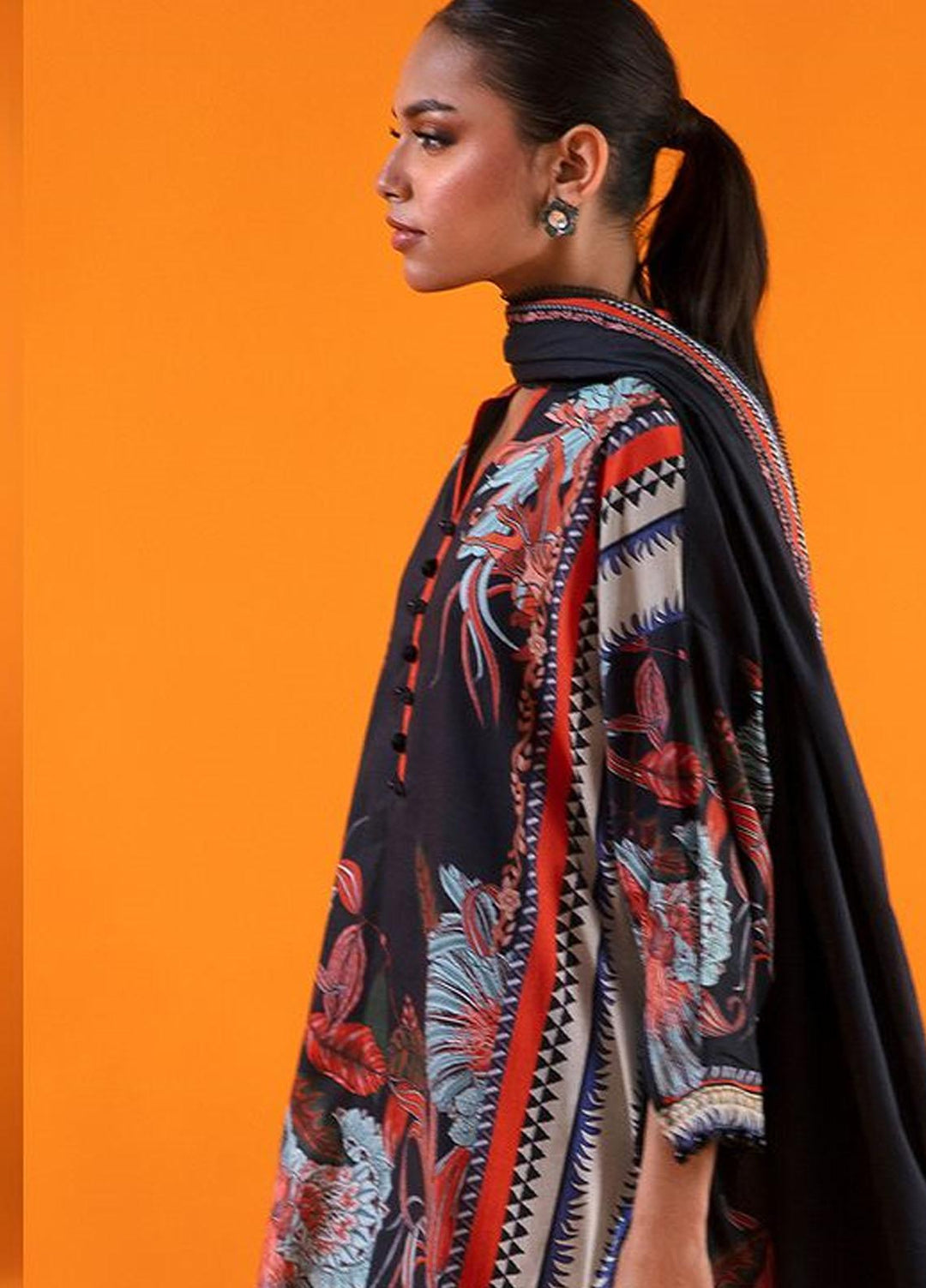 MAHAY by Sana Safinaz Printed Lawn Suits Unstitched 3 Piece SS23MH D-6A - Summer Collection