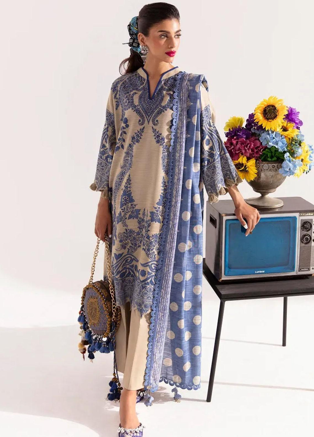 Mahay By Sana Safinaz Printed Slub Suits Unstitched 3 Piece SS23MHW 30B - Winter Collection