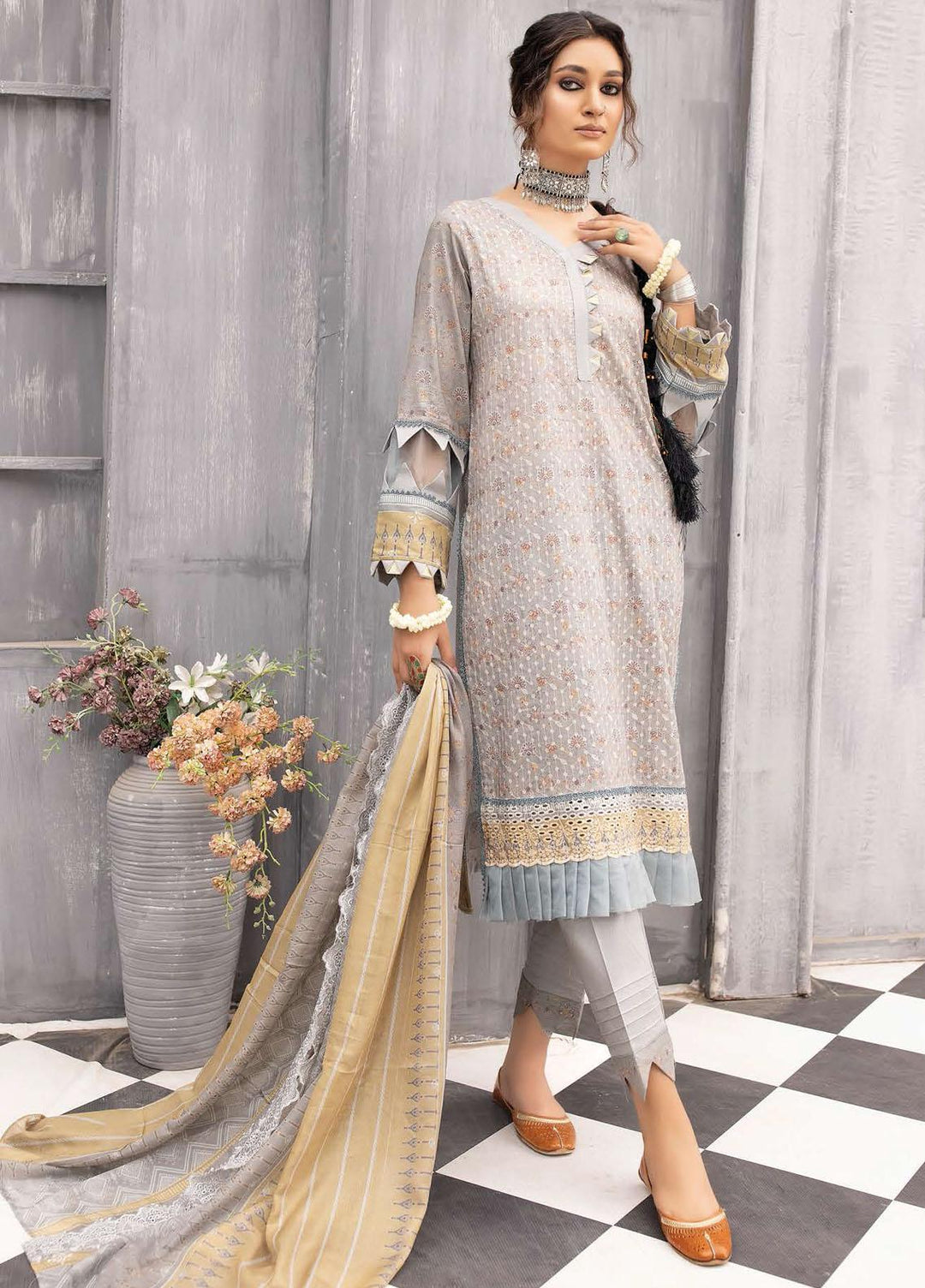 Mahee's By Riaz Arts Embroidered Chikankari Suits Unstitched 3 Piece RA22MM DE-07 - Festive Collection