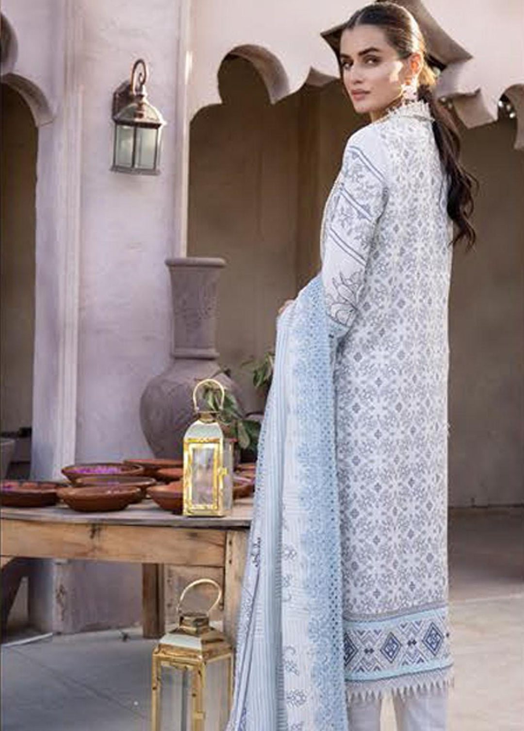 Mahee's By Riaz Arts Embroidered Karandi Suits Unstitched 3 Piece RA22KM 04 - Winter Collection