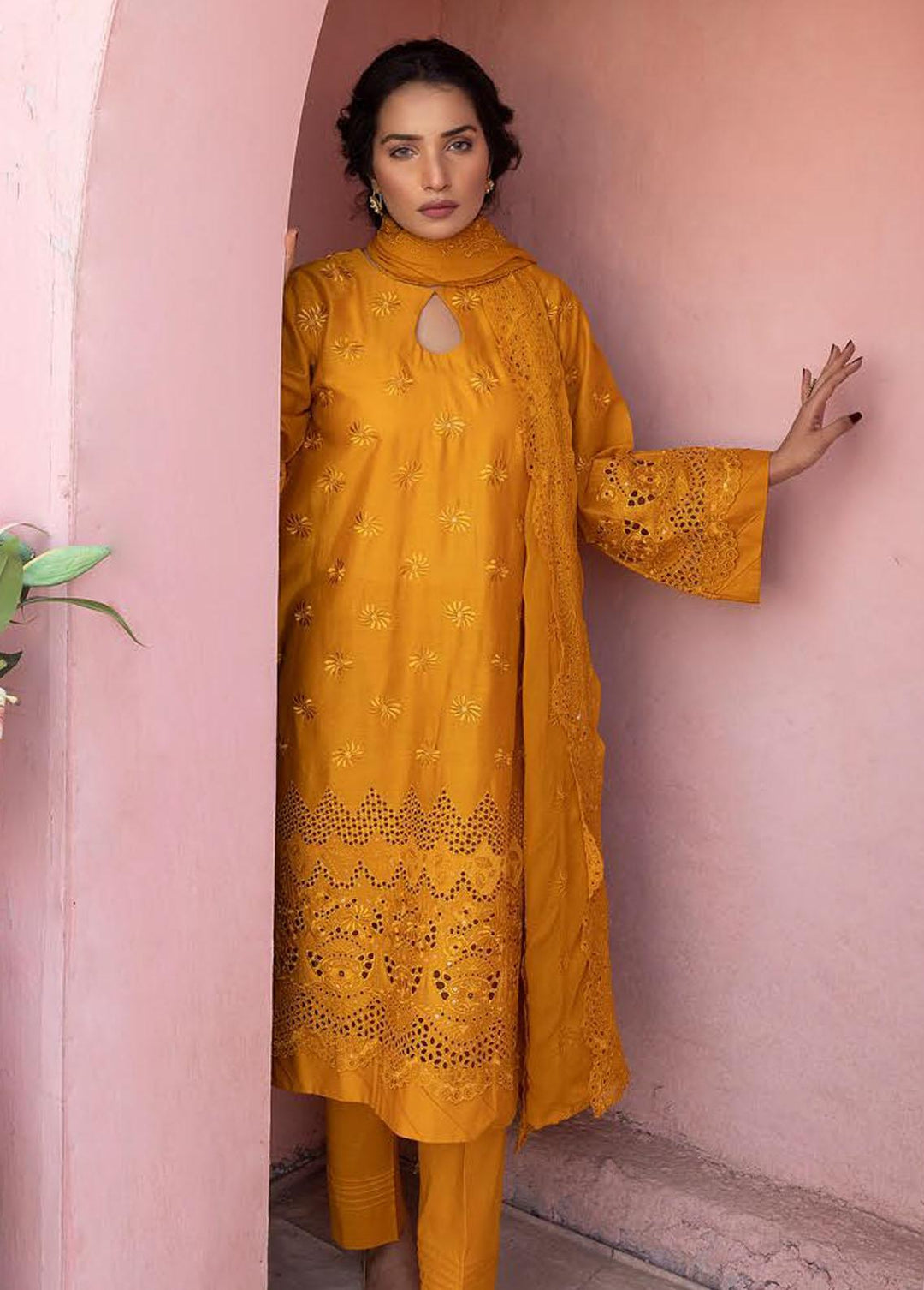 Mahees By Riaz Arts Embroidered Lawn Suits Unstitched 3 Piece RA23-M21 05 - Summer Collection