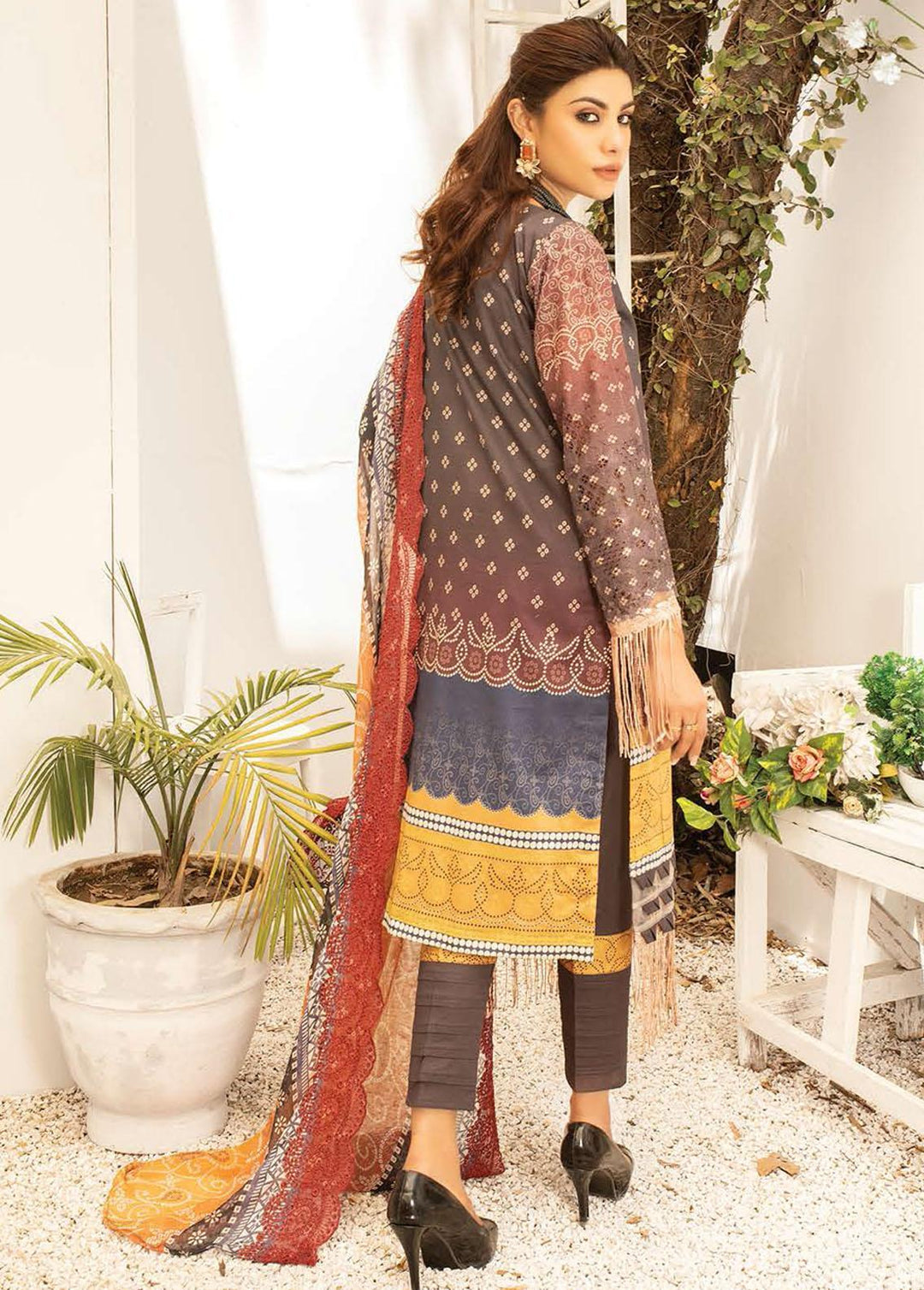 Mahee's By Riaz Arts Embroidered Lawn Suits Unstitched 3 Piece RA22ML DE-06 - Summer Collection