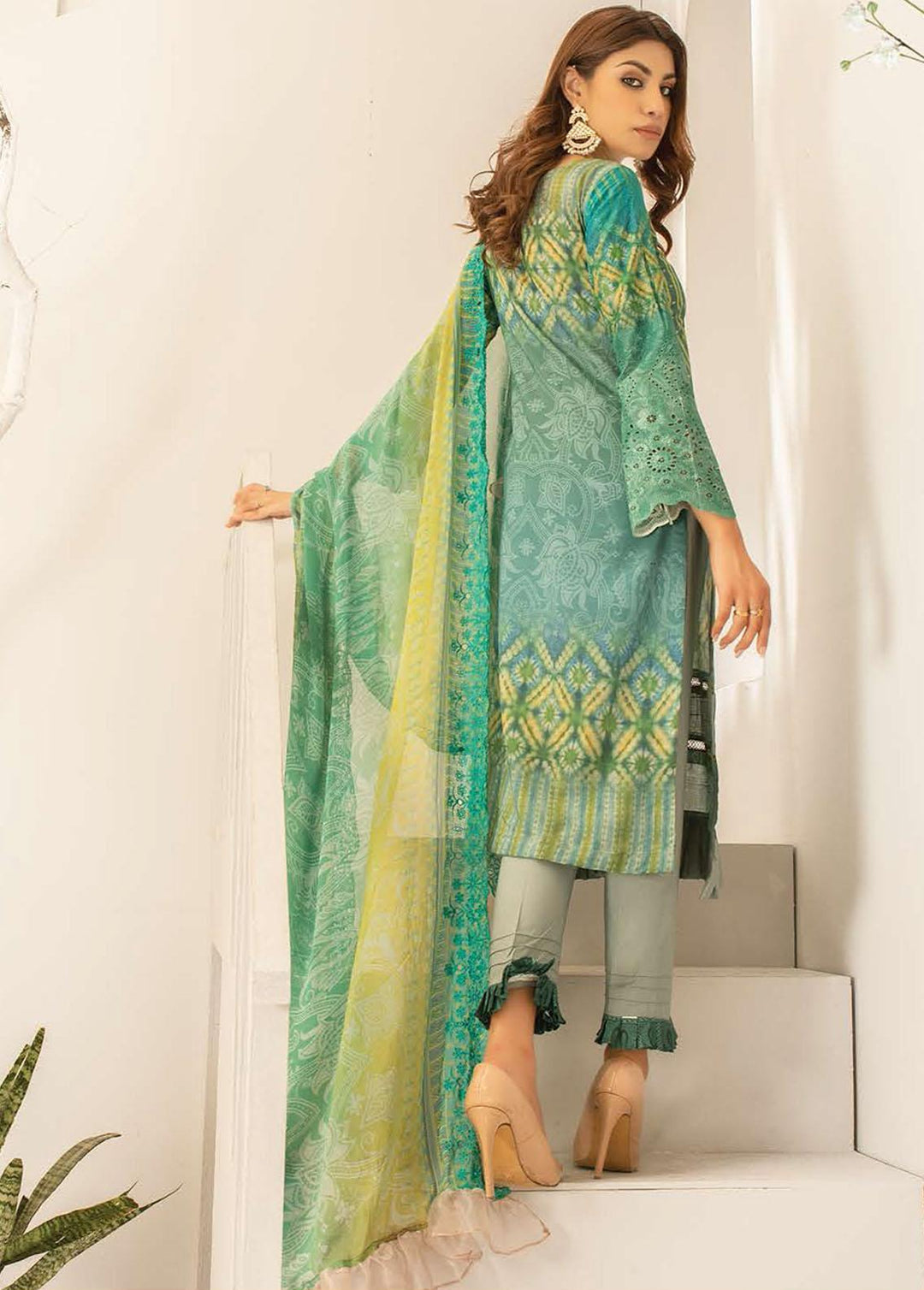 Mahee's By Riaz Arts Embroidered Lawn Suits Unstitched 3 Piece RA22ML DE-10 - Summer Collection