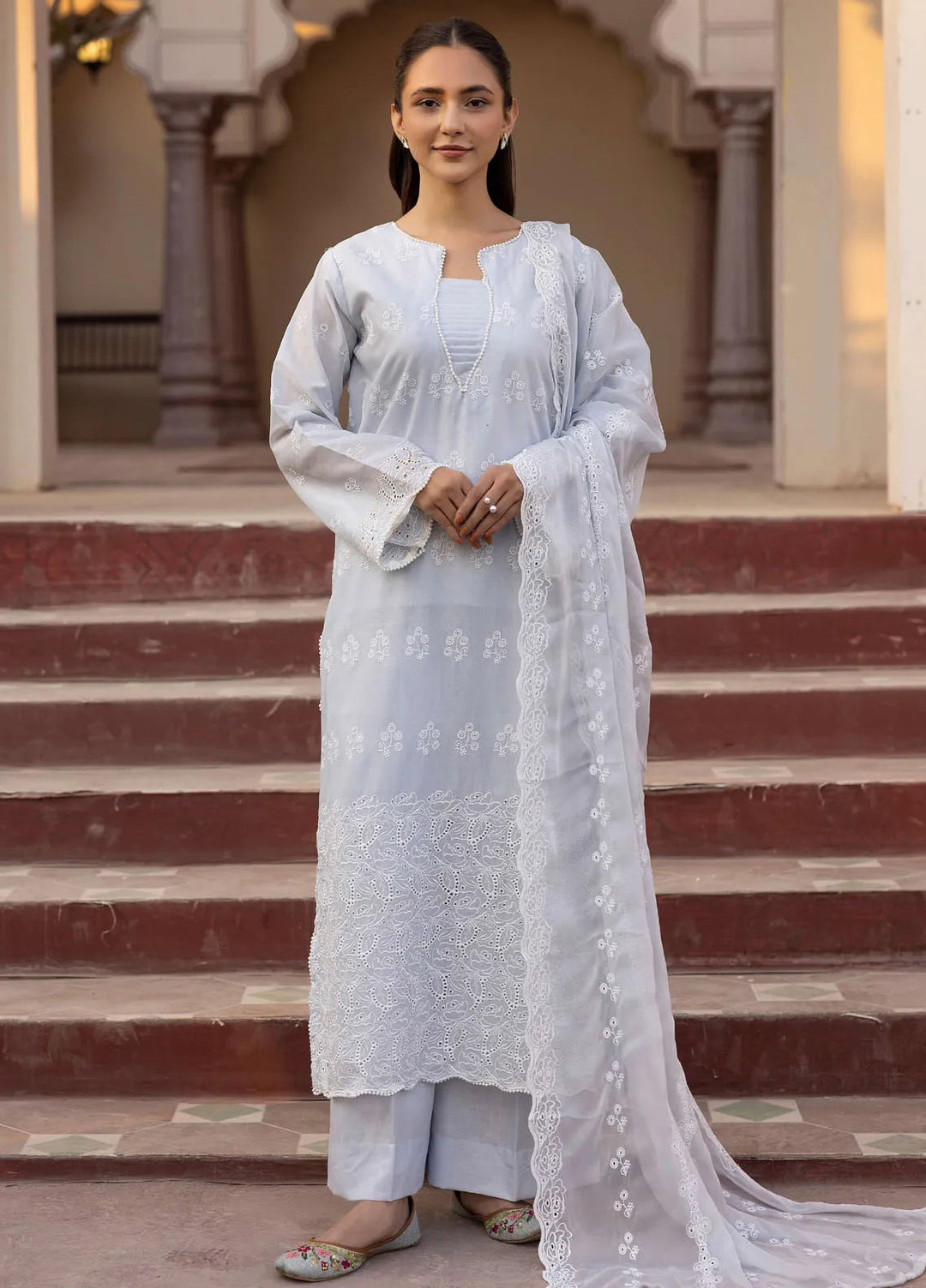 Mahees Aghaz by Riaz Arts Embroidered Lawn Suits Unstitched 3 Piece RA25AM D-02 Emerge - Summer Collection