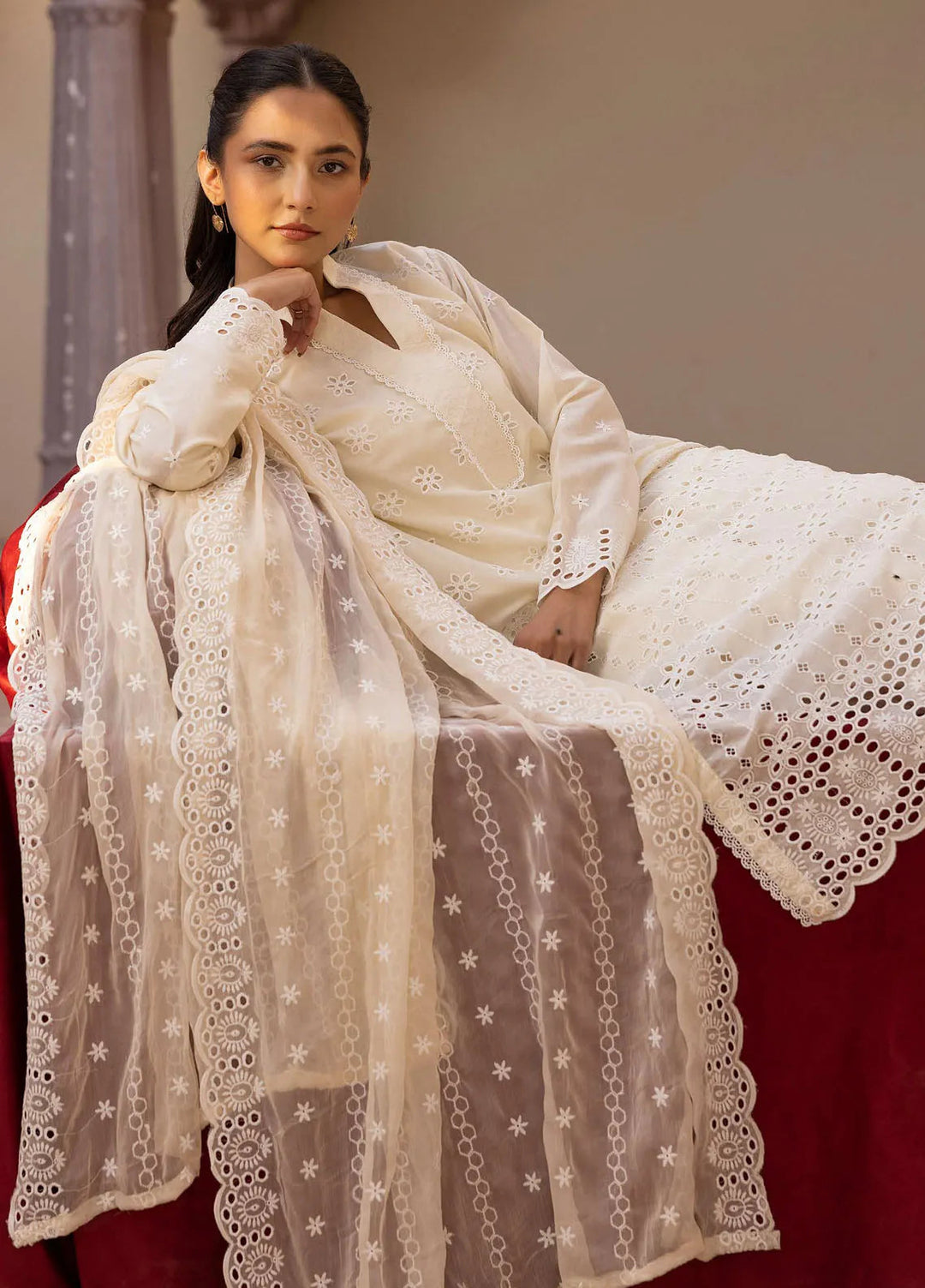 Mahees Aghaz by Riaz Arts Embroidered Lawn Suits Unstitched 3 Piece RA25AM D-03 Essential - Summer Collection