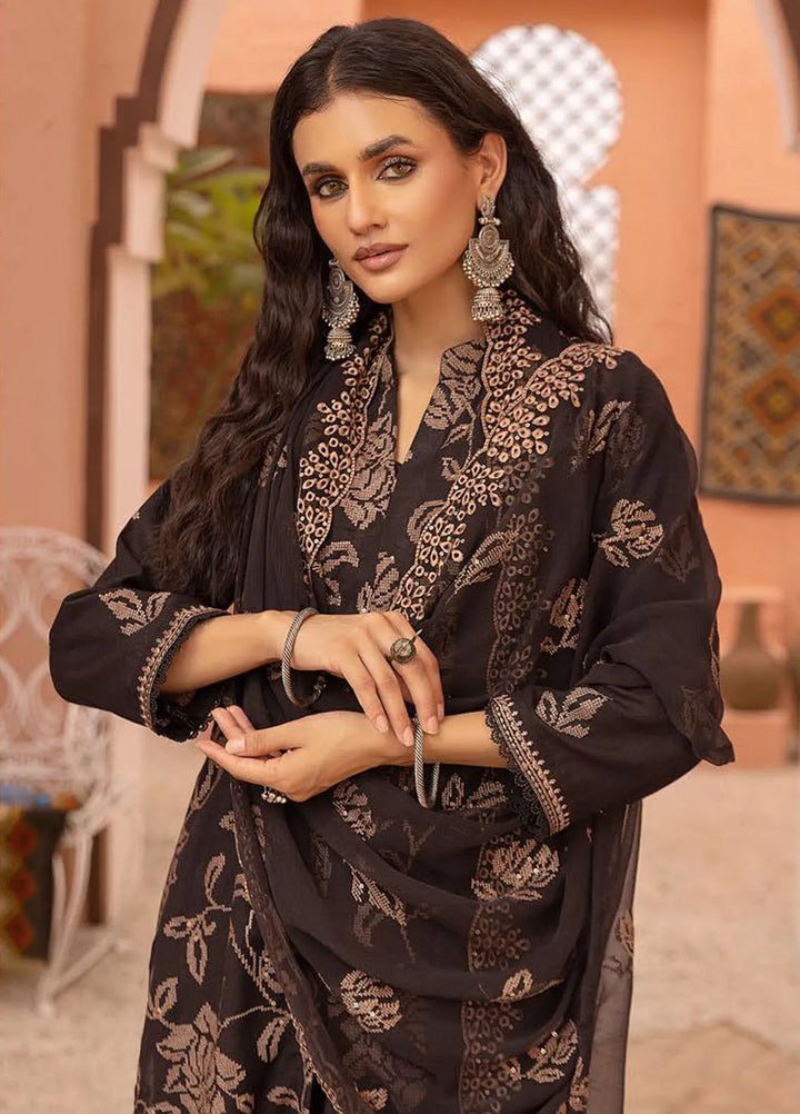 Mahees By Riaz Arts Embroidered Karandi Suit Unstitched 3 Piece RA24M9 D-01 - Winter Collection