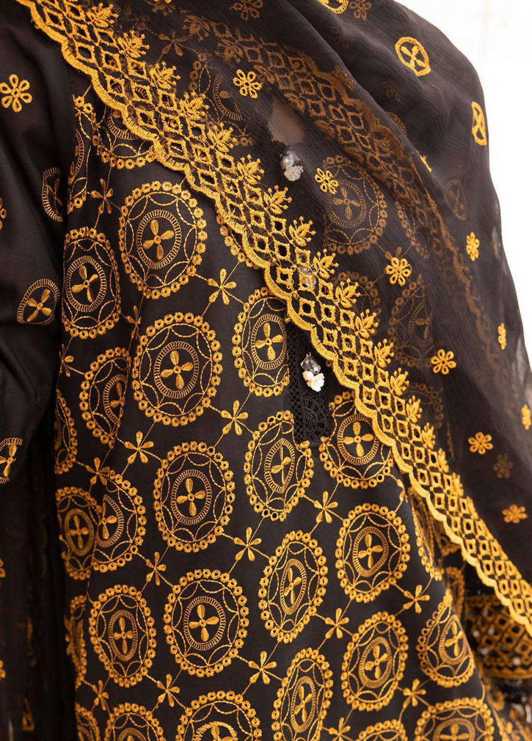 Mahees By Riaz Arts Embroidered Lawn Suits Unstitched 3 Piece RA23M-V28 D-04 - Summer Collection