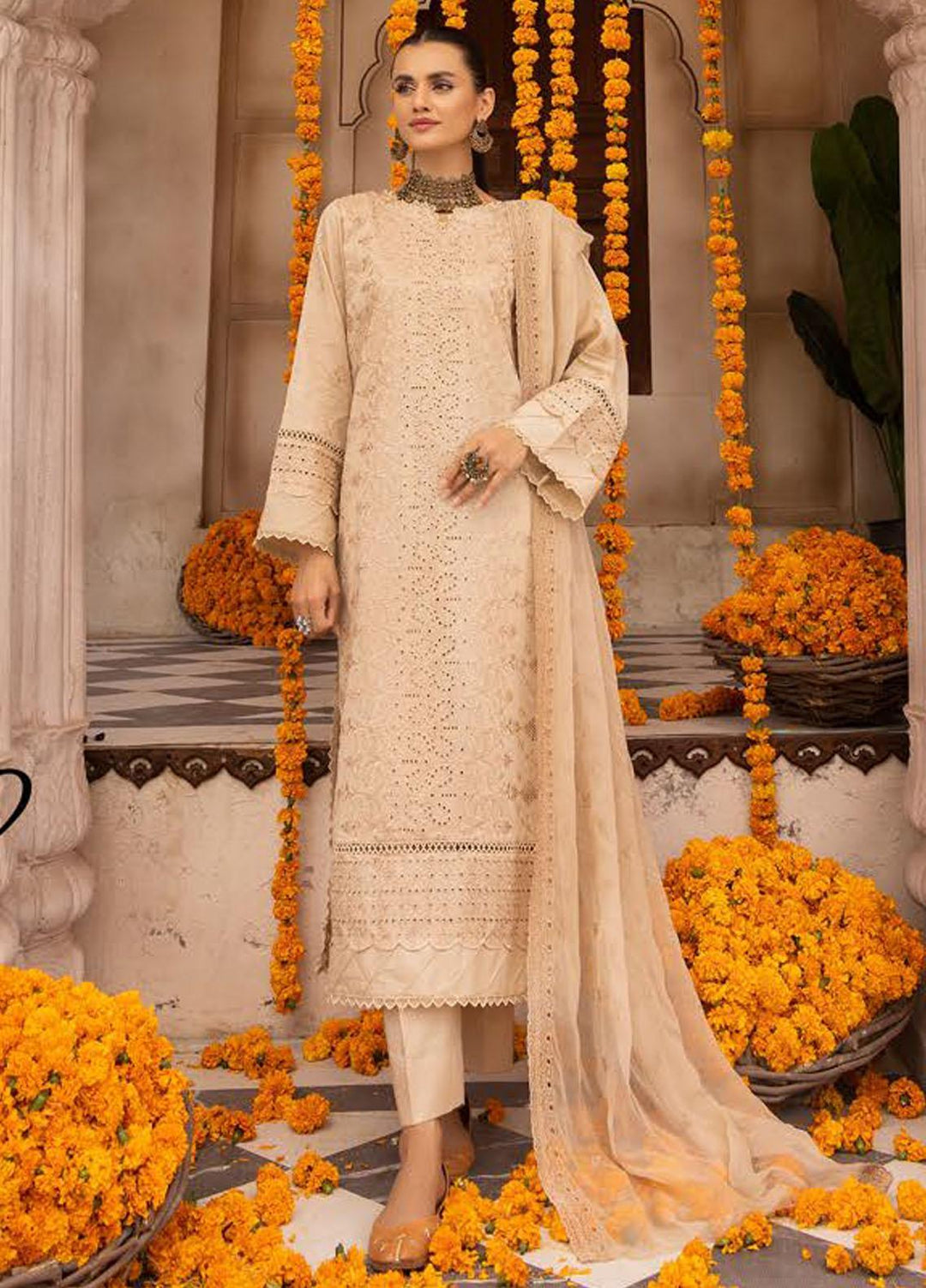 Mahees By Riaz Arts Embroidered Lawn Suits Unstitched 3 Piece RA23M-V28 D-08 - Summer Collection