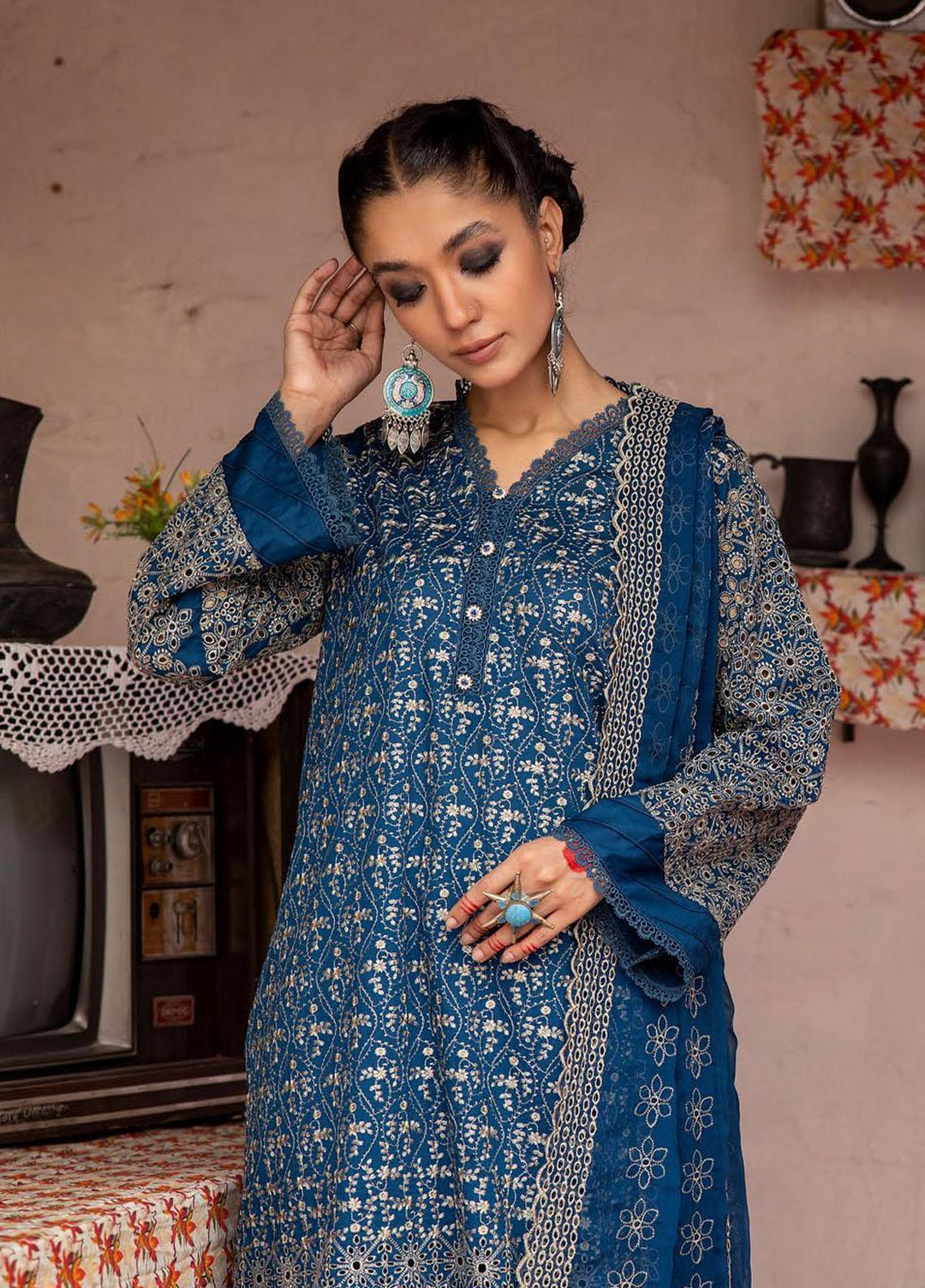 Mahees By Riaz Arts Embroidered Lawn Suits Unstitched 3 Piece RA23M-V29 D-01 - Summer Collection