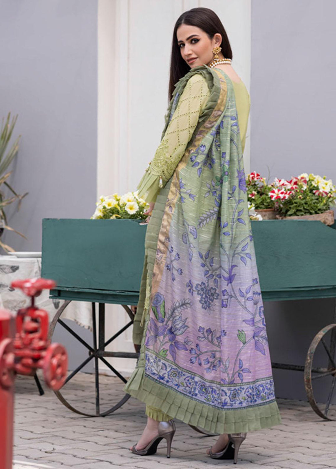 Mahiymaan By Al Zohaib Embroidered Lawn Suits Unstitched 3 Piece AZ22M 06A - Luxury Collection