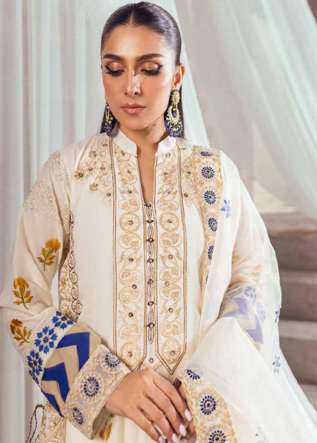 Mahiymaan by Al Zohaib Embroidered Lawn Suits Unstitched 3 Piece MAH23L M07 GRACEFUL PETALS - Summer Collection