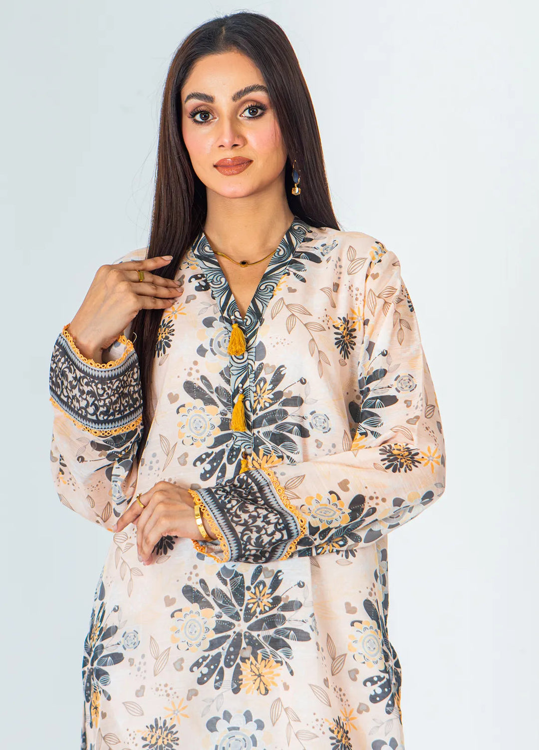 Mahnoor Ejaaz Pret Printed Swiss Lawn 3 Piece Suit ME-SPC 001