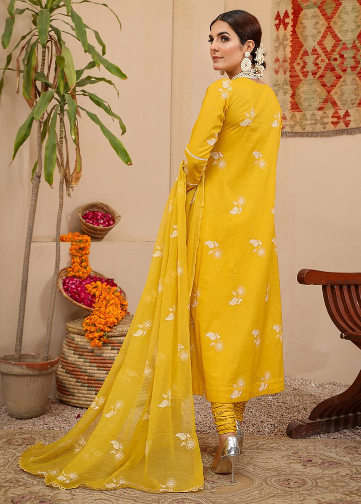 Breeze By Mahnur Embroidered Lawn Suits Unstitched 3 Piece MN22B ML-08 - Luxury Collection