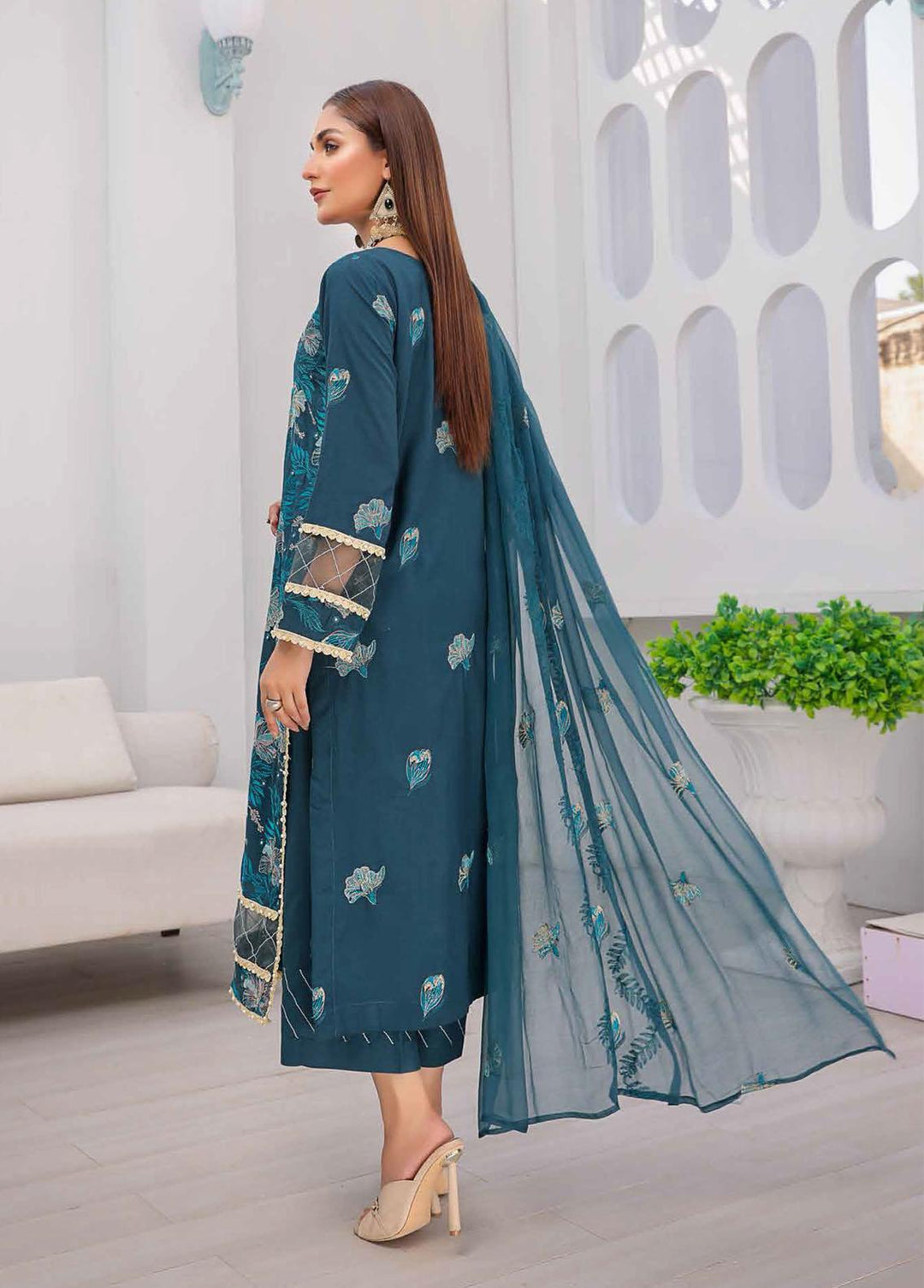 Mahnur Embroidered Linen Suits Unstitched 3 Piece MN22LN ML-04 - Winter Collection