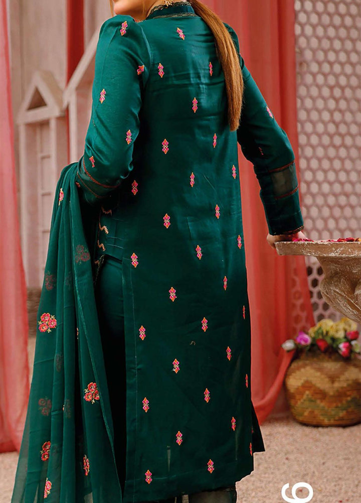 Mahnur Embroidered Lawn Suits Unstitched 3 Piece MN22EB 06 - Luxury Collection