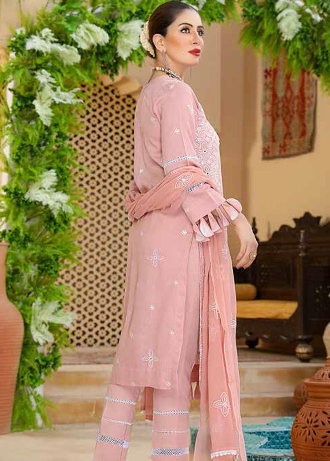 Mahnur Embroidered Karandi Suits Unstitched 3 Piece MN22W ML 09 - Winter Collection