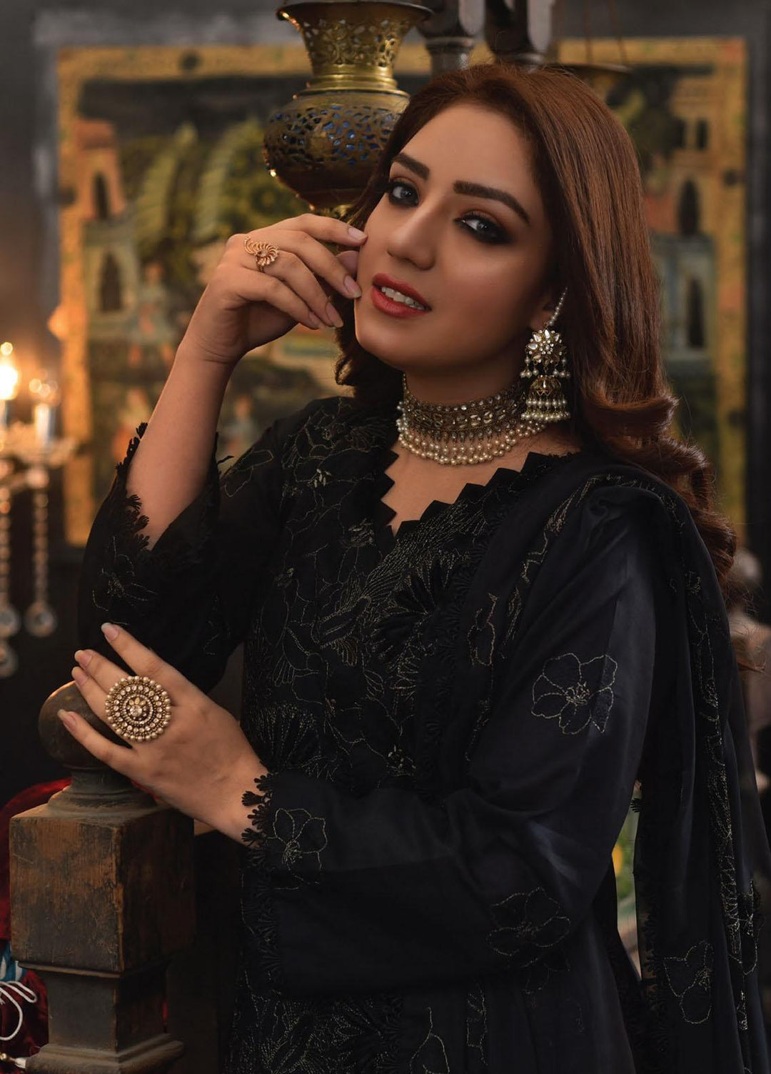 Mahnur Embroidered Lawn Suits Unstitched 3 Piece MN23L D-04 - Luxury Summer Collection