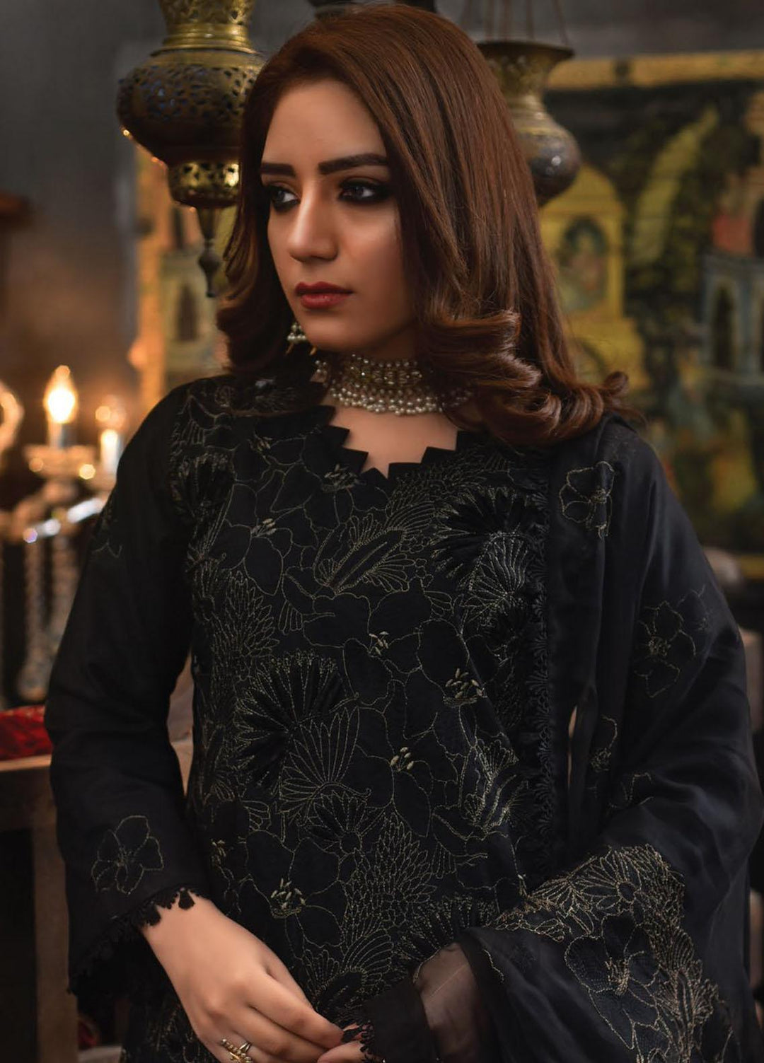 Mahnur Embroidered Lawn Suits Unstitched 3 Piece MN23L D-04 - Luxury Summer Collection