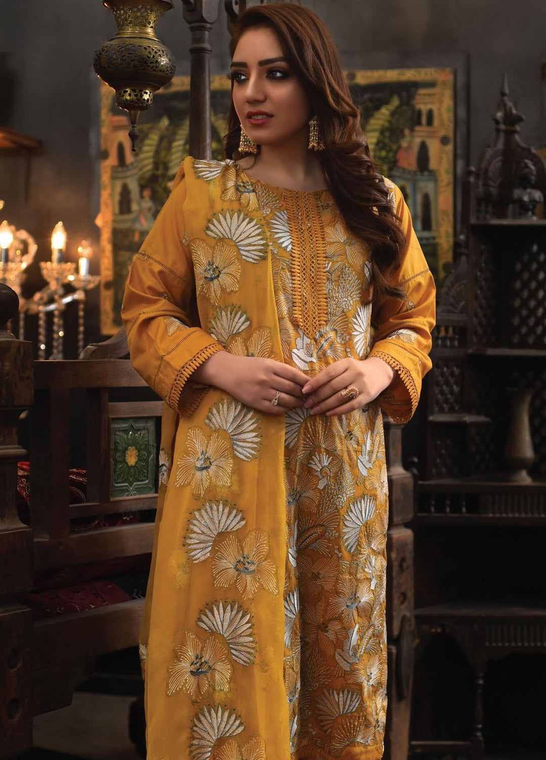Mahnur Embroidered Lawn Suits Unstitched 3 Piece MN23L D-08 - Luxury Summer Collection