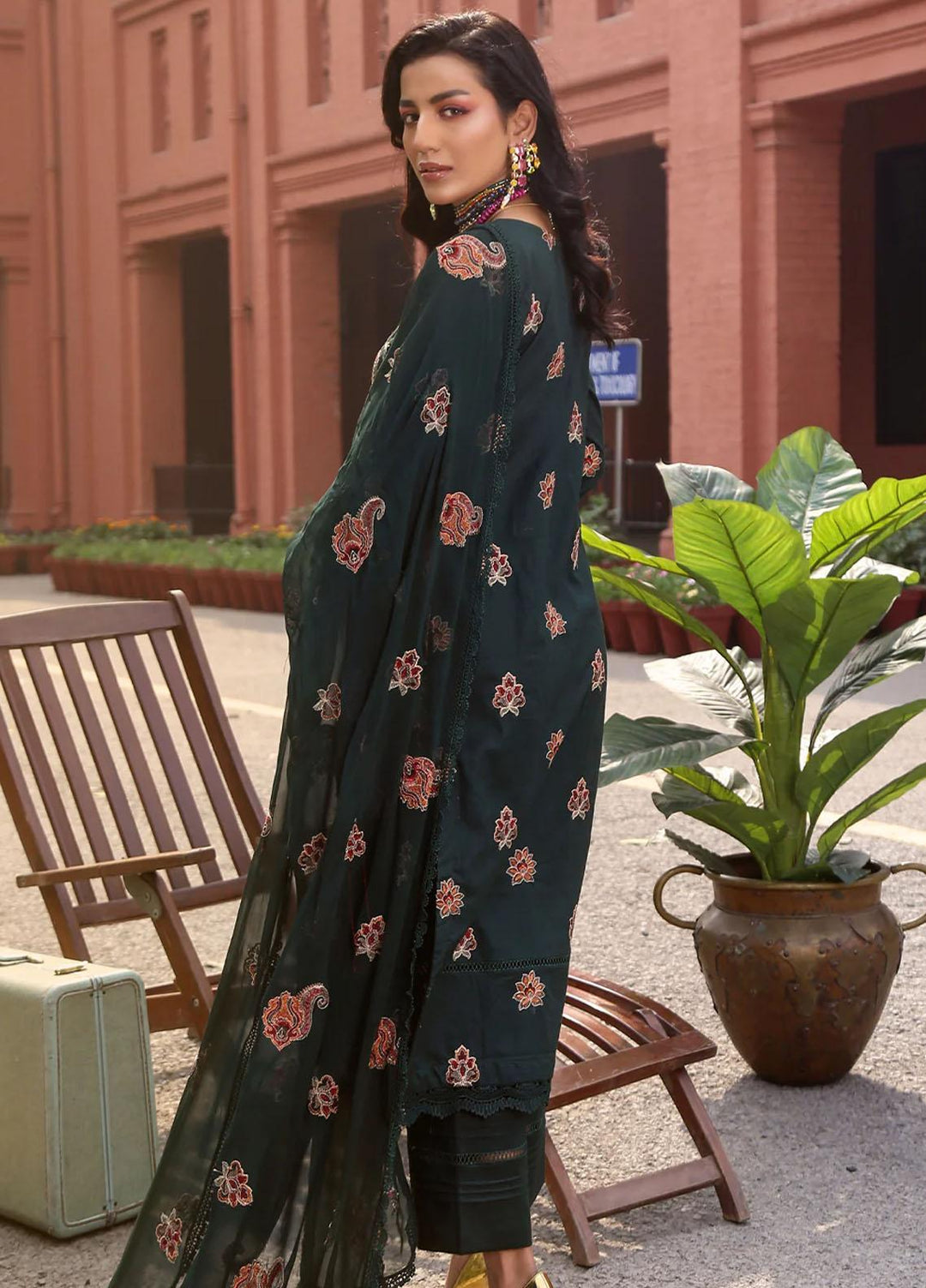 Mahnur Embroidered Lawn Suits Unstitched 3 Piece MN23L-V2 D-01 - Summer Collection