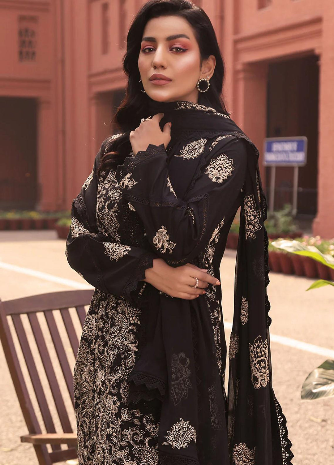 Mahnur Embroidered Lawn Suits Unstitched 3 Piece MN23L-V2 D-11 - Summer Collection