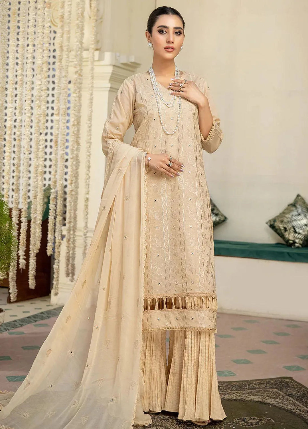 Mahnur Pret Embroidered Lawn 3 Piece Suit D-11