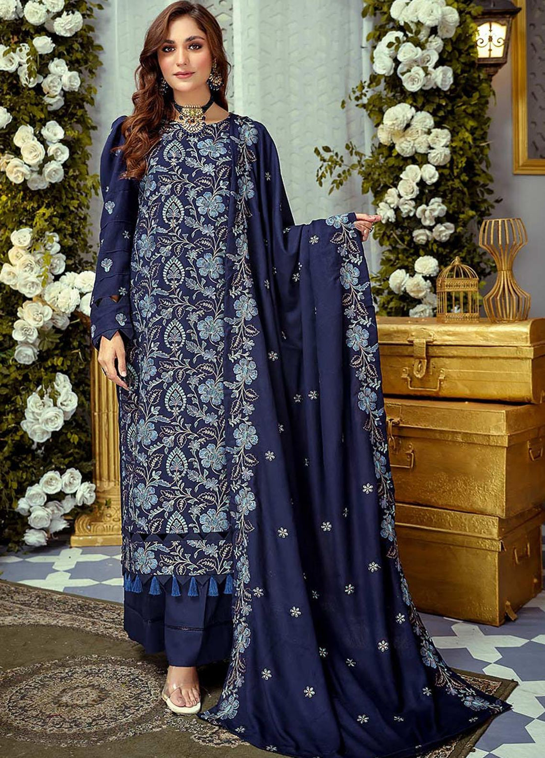 Mahpara By Mahnur Embroidered Karandi Suits Unstitched 3 Piece MN22M D-04 - Winter Collection