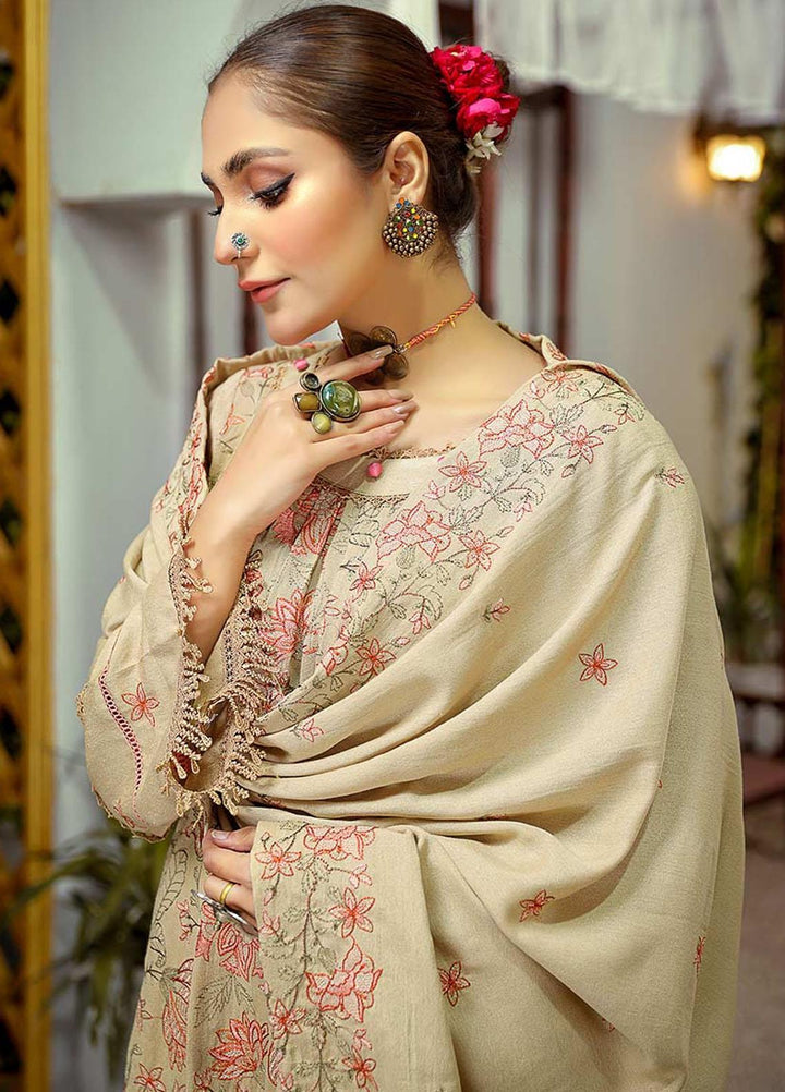 Mahpara By Mahnur Embroidered Karandi Suits Unstitched 3 Piece MN22M D-10 - Winter Collection