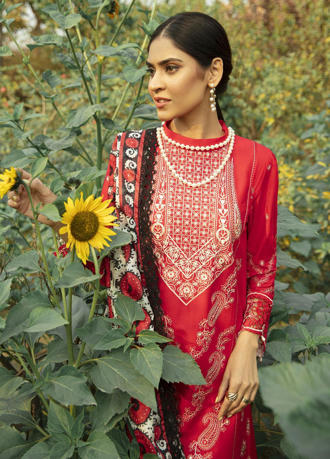 Mahroosh by Parishay Embroidered Lawn Suits Unstitched 3 Piece PRS22MH Afarin B - Summer Collection