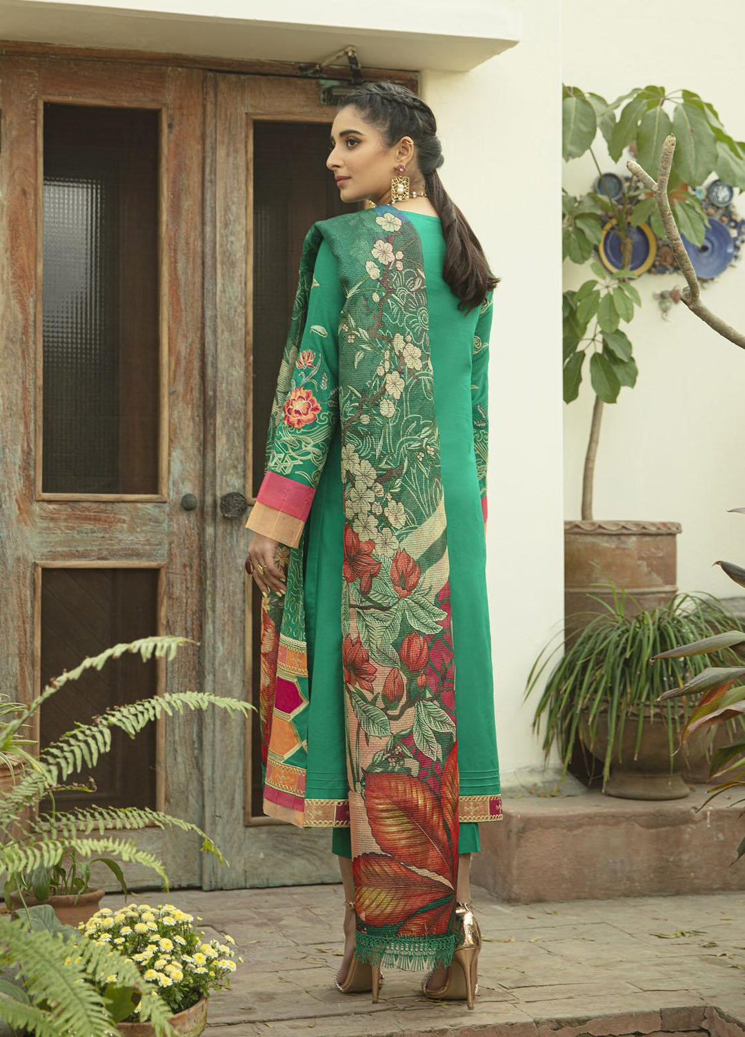 Mahroosh by Parishay Embroidered Lawn Suits Unstitched 3 Piece PRS22MH Sabahat B - Summer Collection