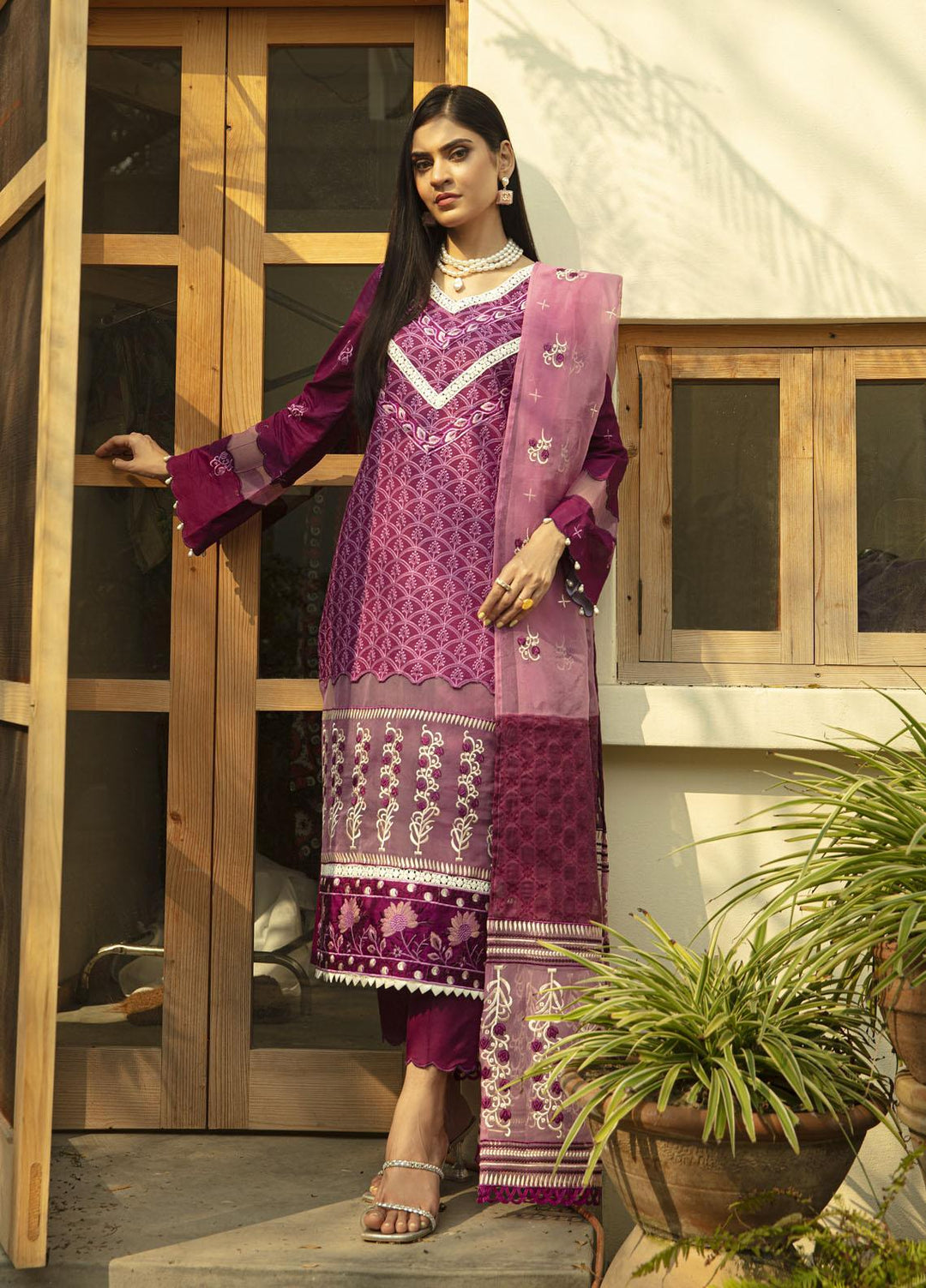 Mahroosh by Parishay Embroidered Lawn Suits Unstitched 3 Piece PRS22MH Zahra B - Summer Collection