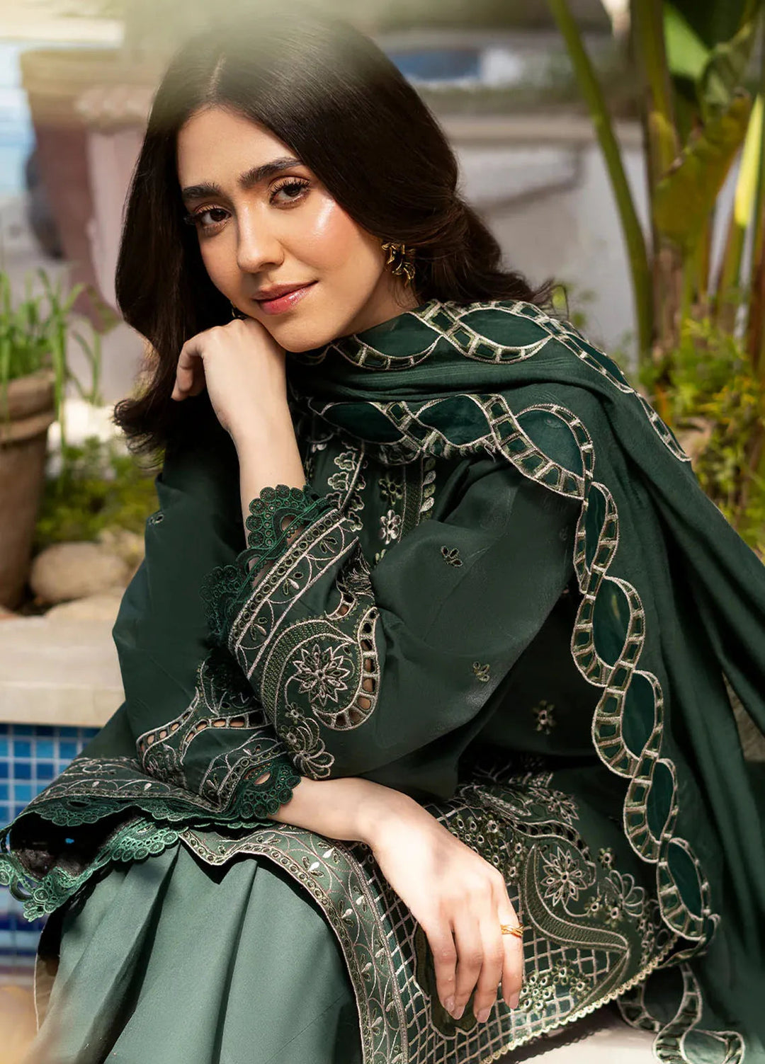 Mahveen by Izel Embroidered Lawn Suits Unstitched 3 Piece IZL25M Fatin - Summer Collection
