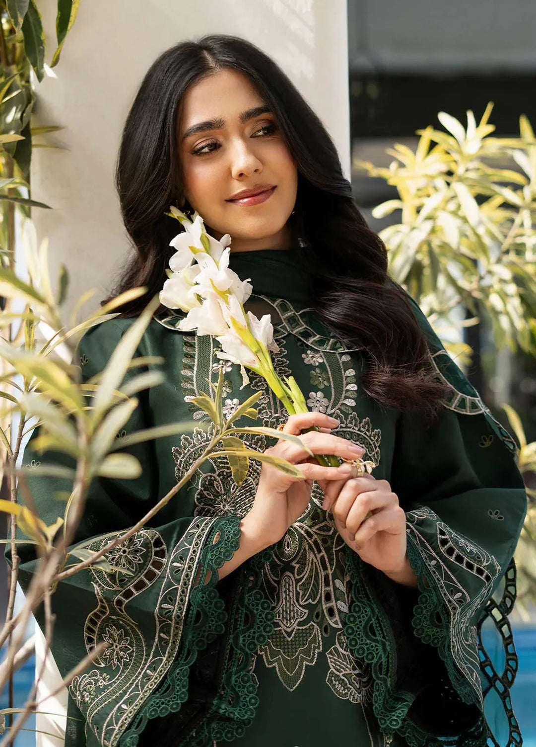 Mahveen by Izel Embroidered Lawn Suits Unstitched 3 Piece IZL25M Fatin - Summer Collection