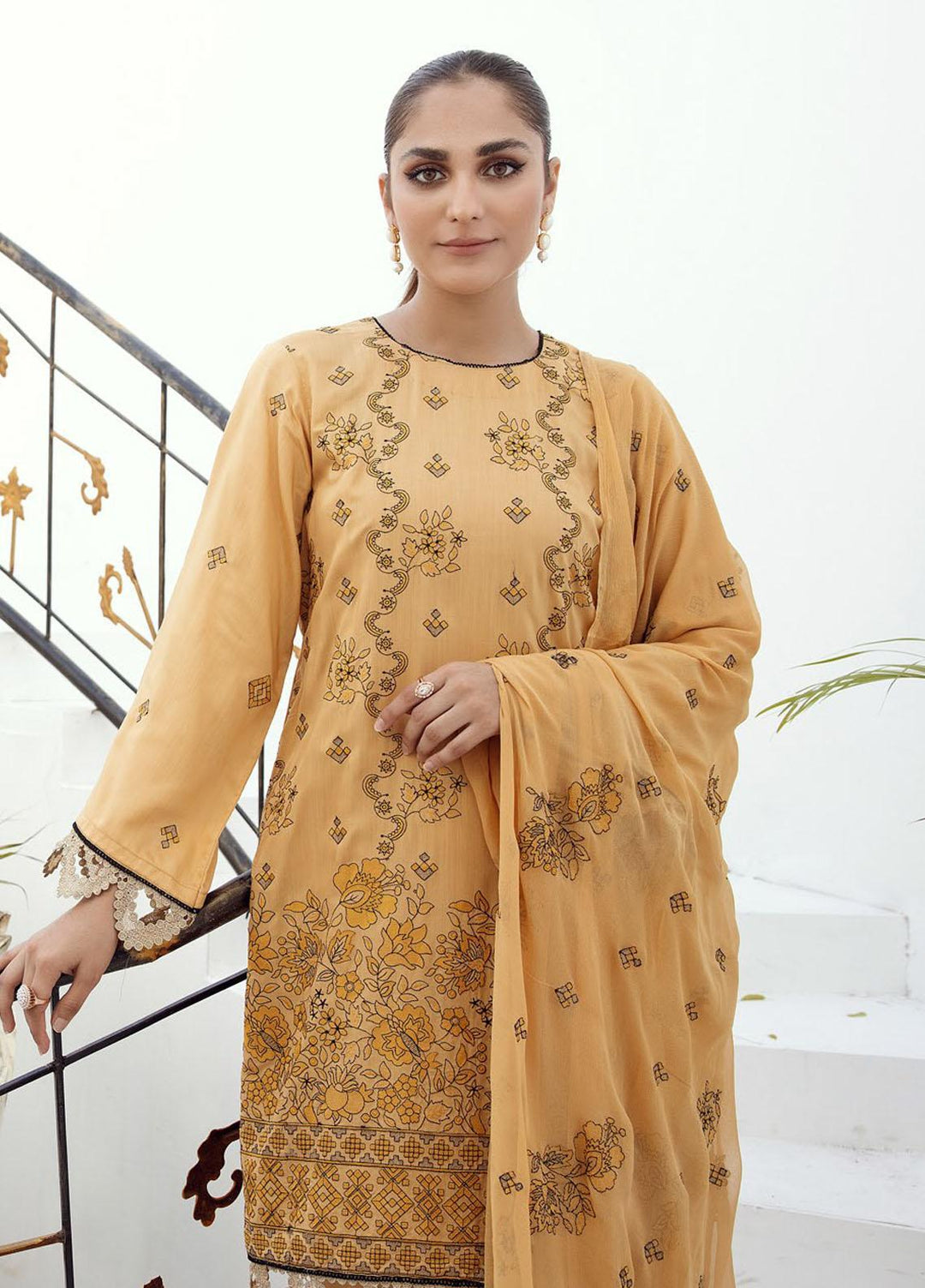 Majestic By Aalaya Embroidered Viscose Suits Unstitched 3 Piece ALY23M D-05 - Winter Collection