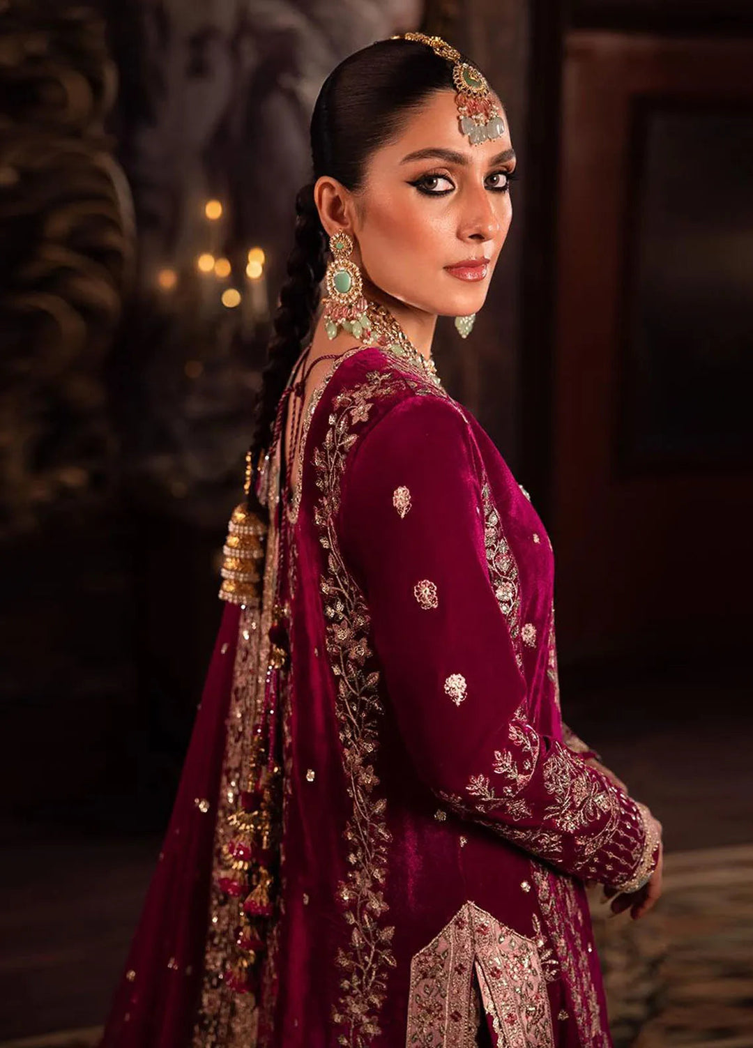 Makhmal By Asim Jofa Embroidered Velvet Unstitched Suit 3 Piece AJ23MK AJMM-03 - Wedding Collection