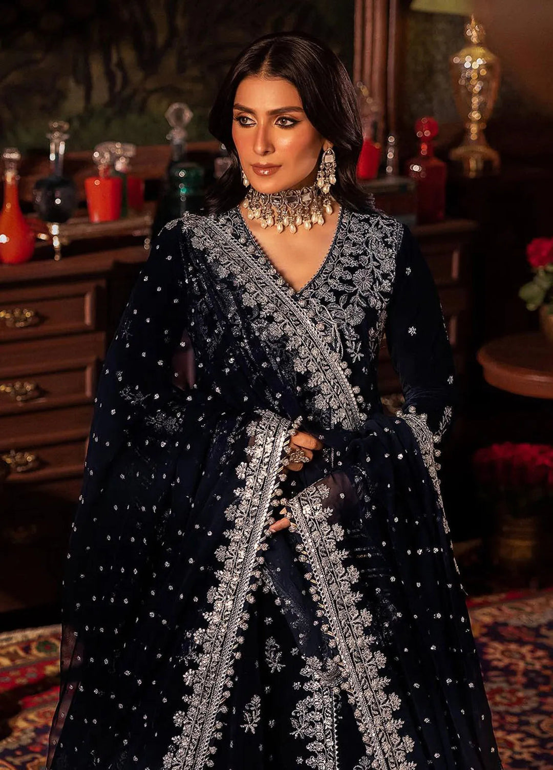 Makhmal By Asim Jofa Embroidered Velvet Unstitched Suit 3 Piece AJ23MK AJMM-04 - Wedding Collection