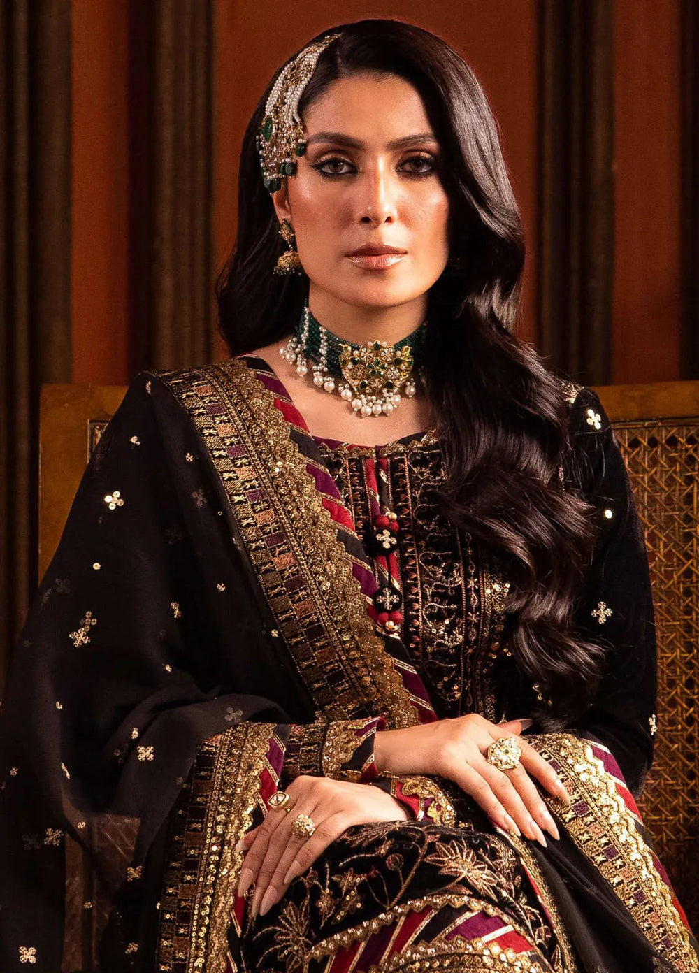 Makhmal By Asim Jofa Embroidered Velvet Unstitched Suit 3 Piece AJ23MK AJMM-08 - Wedding Collection