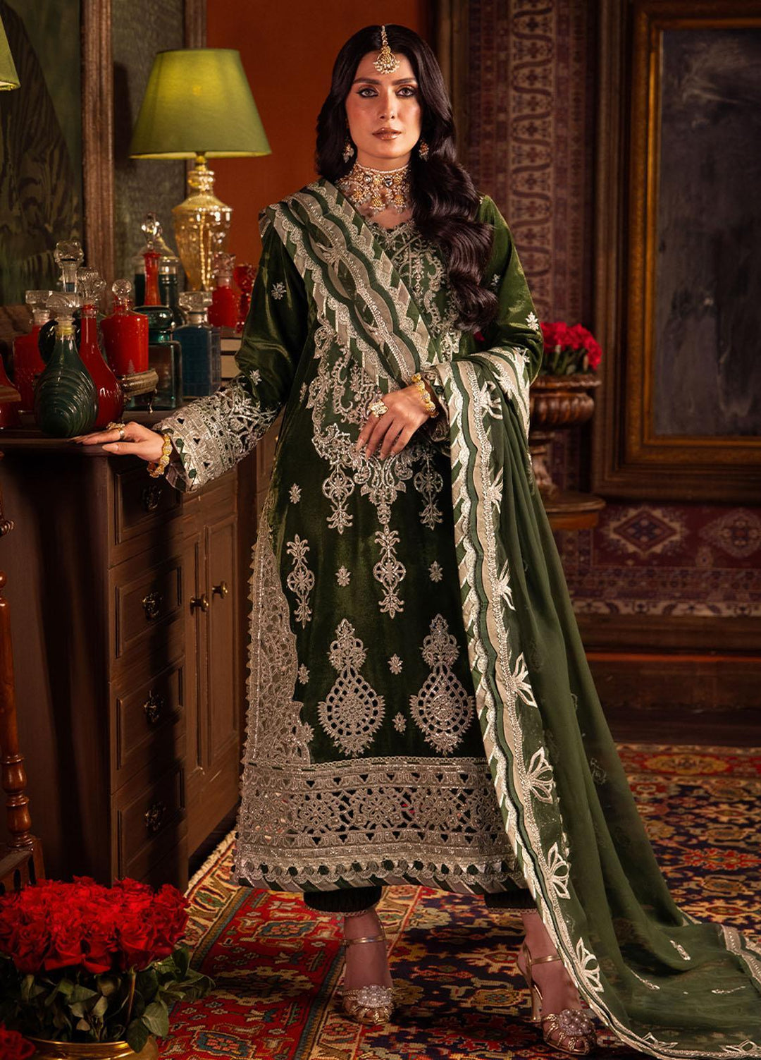 Makhmal By Asim Jofa Embroidered Velvet Suits Unstitched 3 Piece AJ23MK AJMM-05 - Wedding Collection