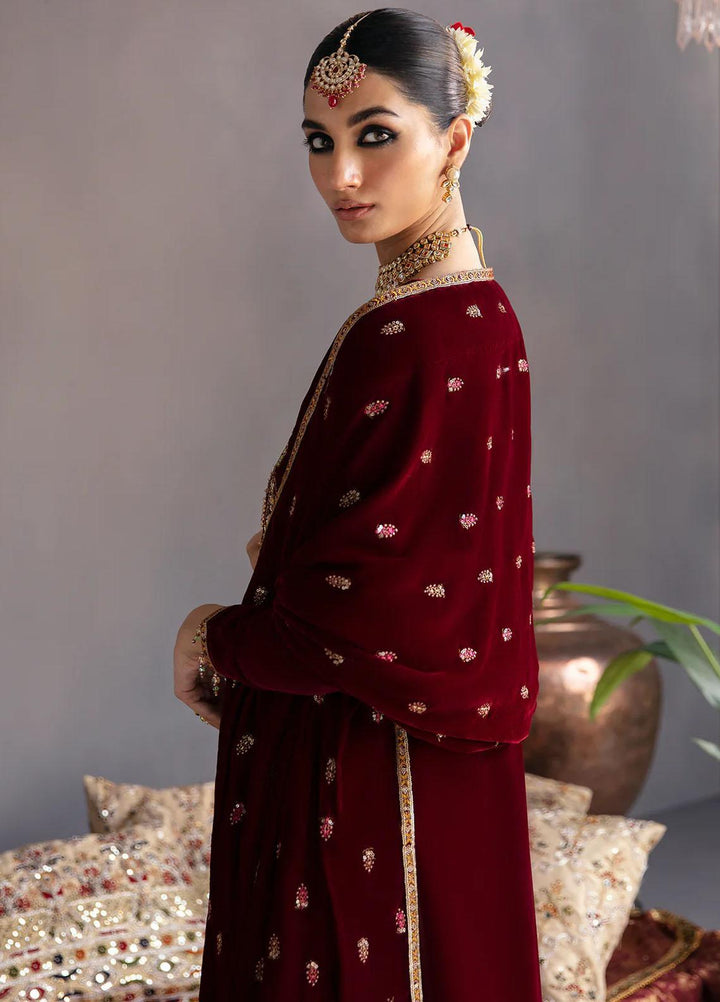 Makhmal By Emaan Adeel Embroidered Velvet Suits Unstitched 3 Piece EA23MK MK-02 Roshanay - Luxury Winter Collection