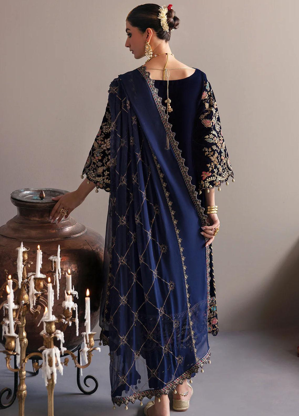 Makhmal By Emaan Adeel Embroidered Velvet Suits Unstitched 3 Piece EA23MK MK-03 Falak - Luxury Winter Collection