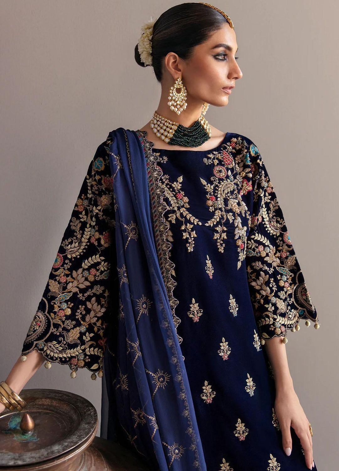 Makhmal By Emaan Adeel Embroidered Velvet Suits Unstitched 3 Piece EA23MK MK-03 Falak - Luxury Winter Collection